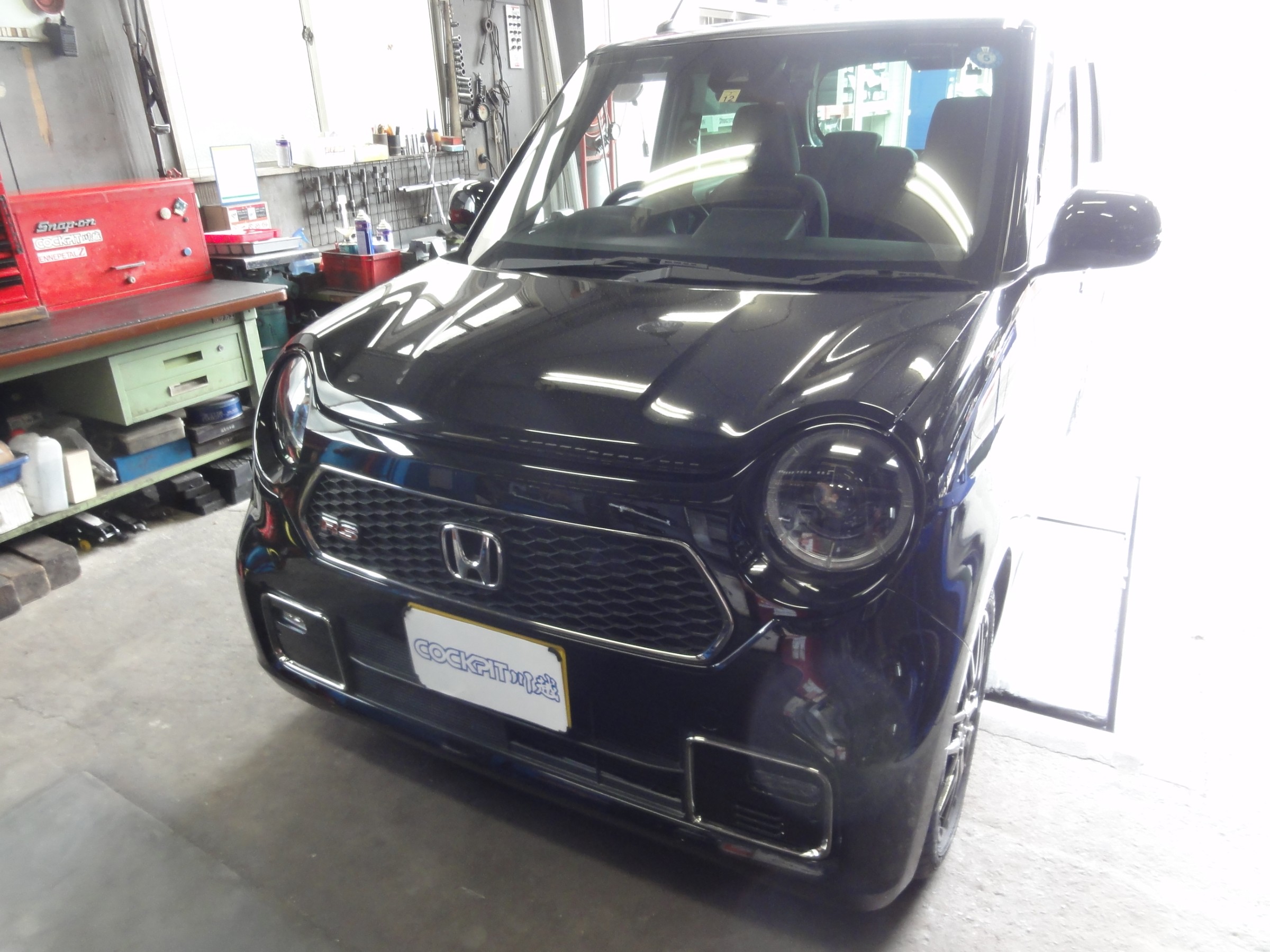 NｰONE（JG3）レカロ製リクライニングスポーツシート「SR-7」装着