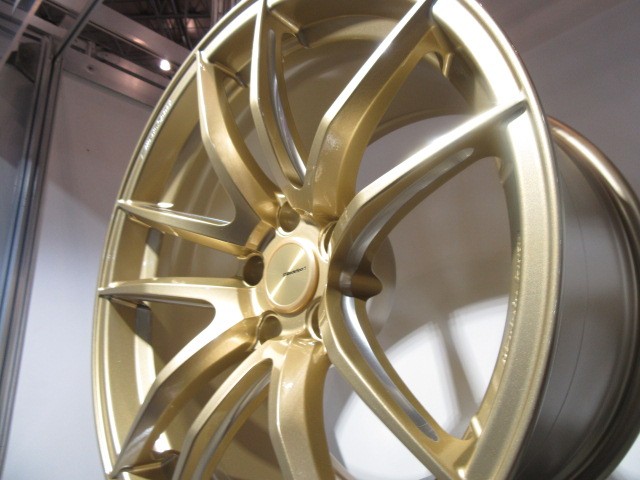 東京オートサロン2018 WEDS（ウェッズ）編 | 店長アサコのブログ