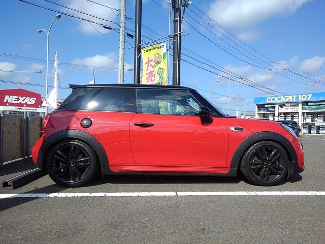 MINI F56 × ビルシュタインB14 × REMUS（レムス）マフラー