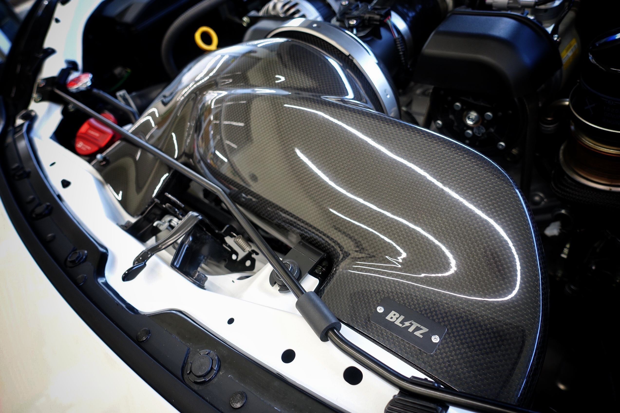 2.4LになったNAエンジンを思いっきり楽しみたいから！トヨタ