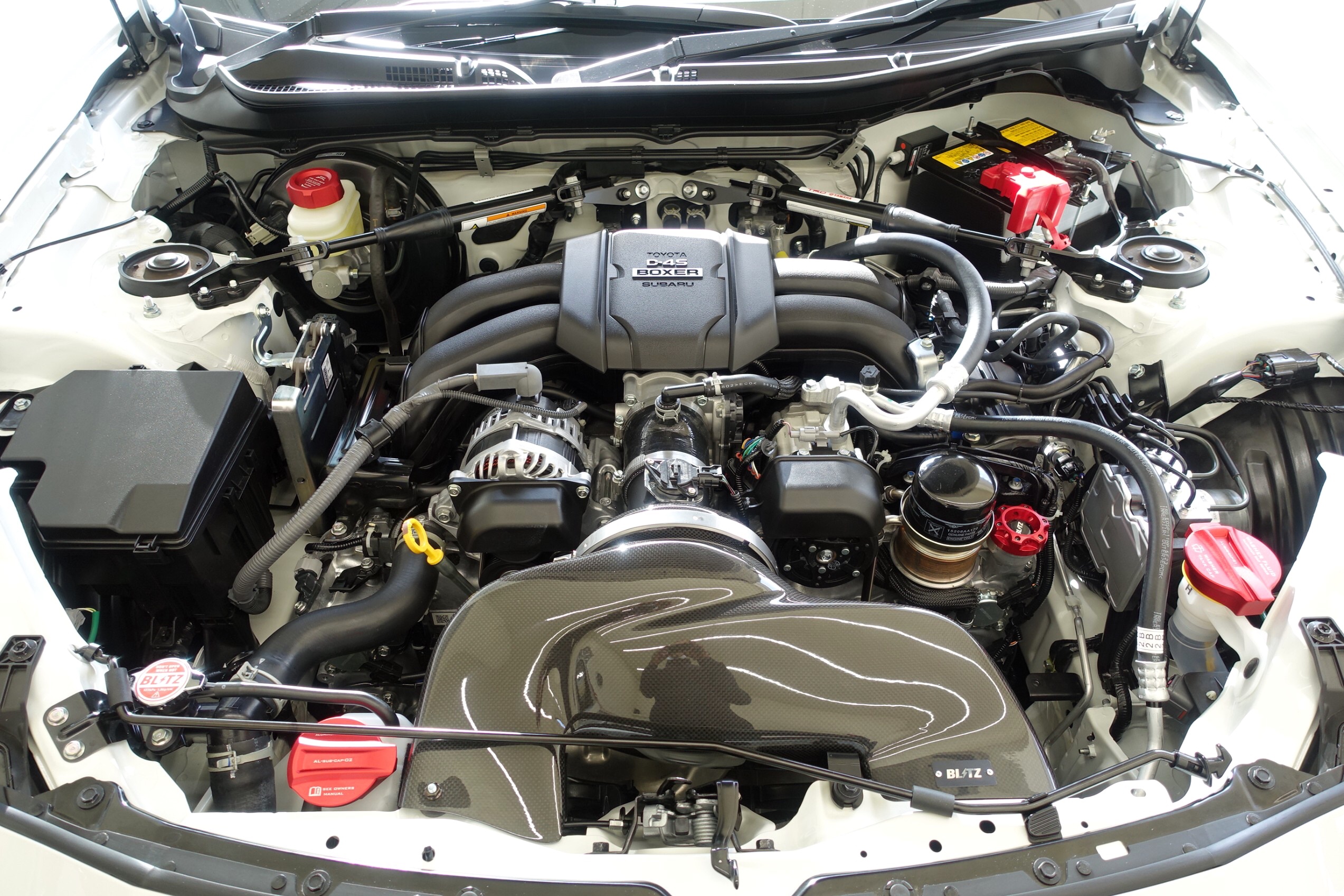 2.4LになったNAエンジンを思いっきり楽しみたいから！トヨタ