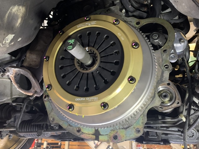 日産スカイライン ECR33 クラッチ交換セット 日産 スカイライン ECR33 クラッチ交換 ミッション脱着 スチーム