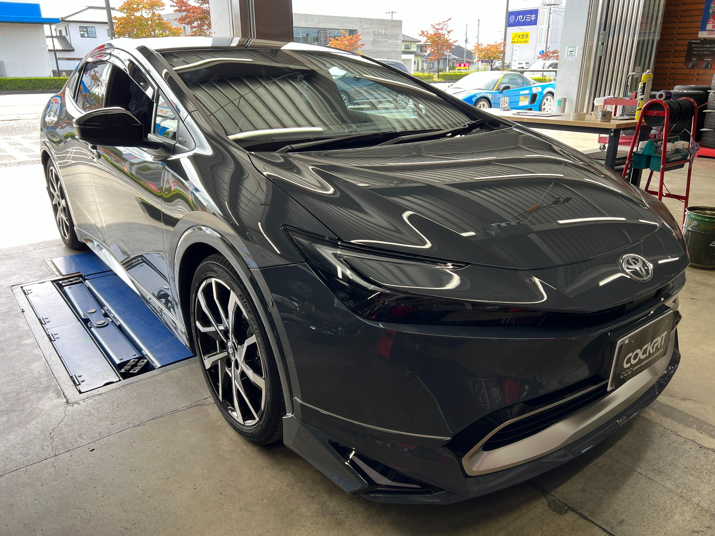 ◇最新車◇現行 60系 プリウスPHEV【ソニックデザイン SFR-P602M