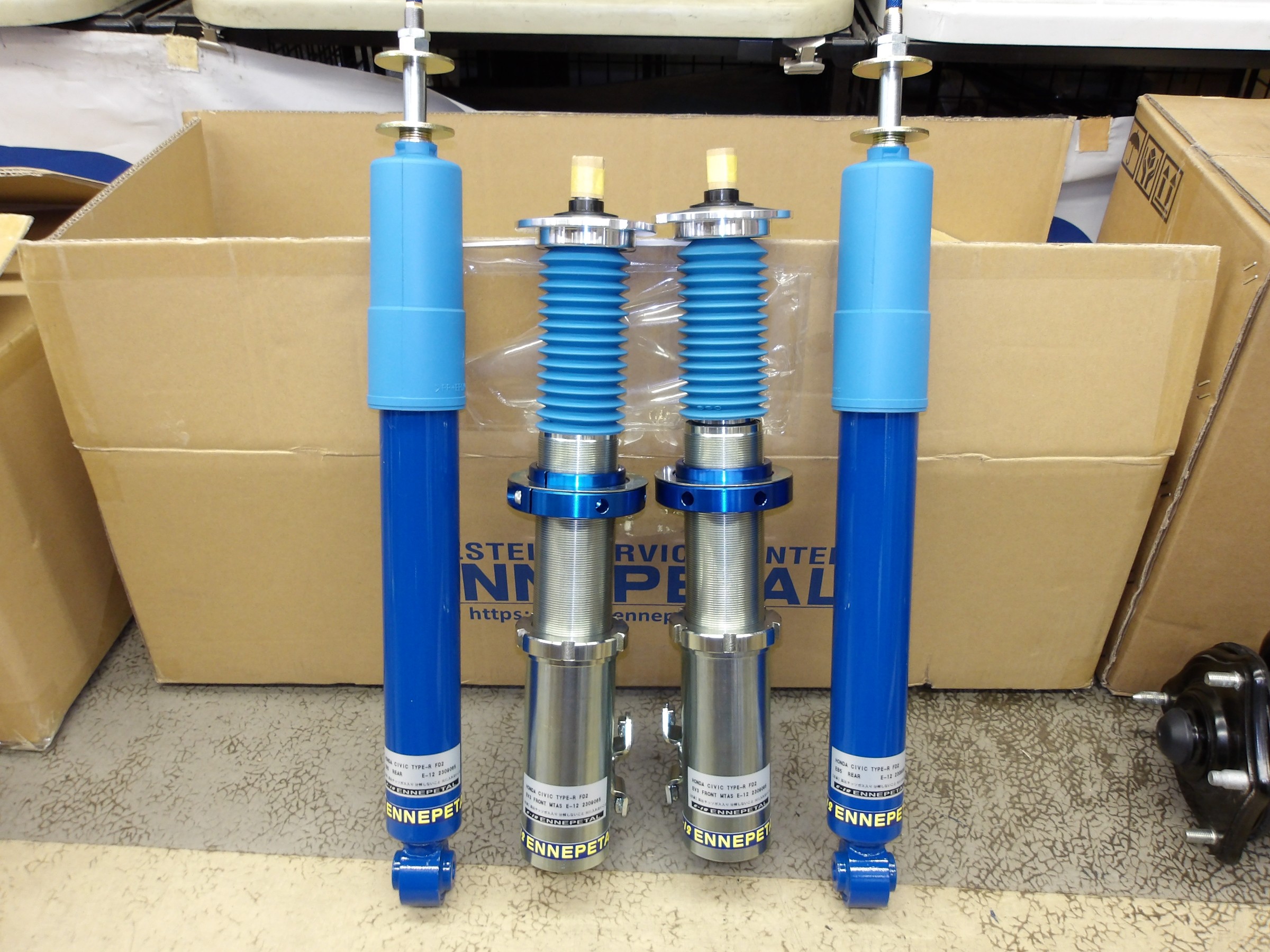 シビック タイプR（FD2）エナペタル製当店オリジナル車高調（E12