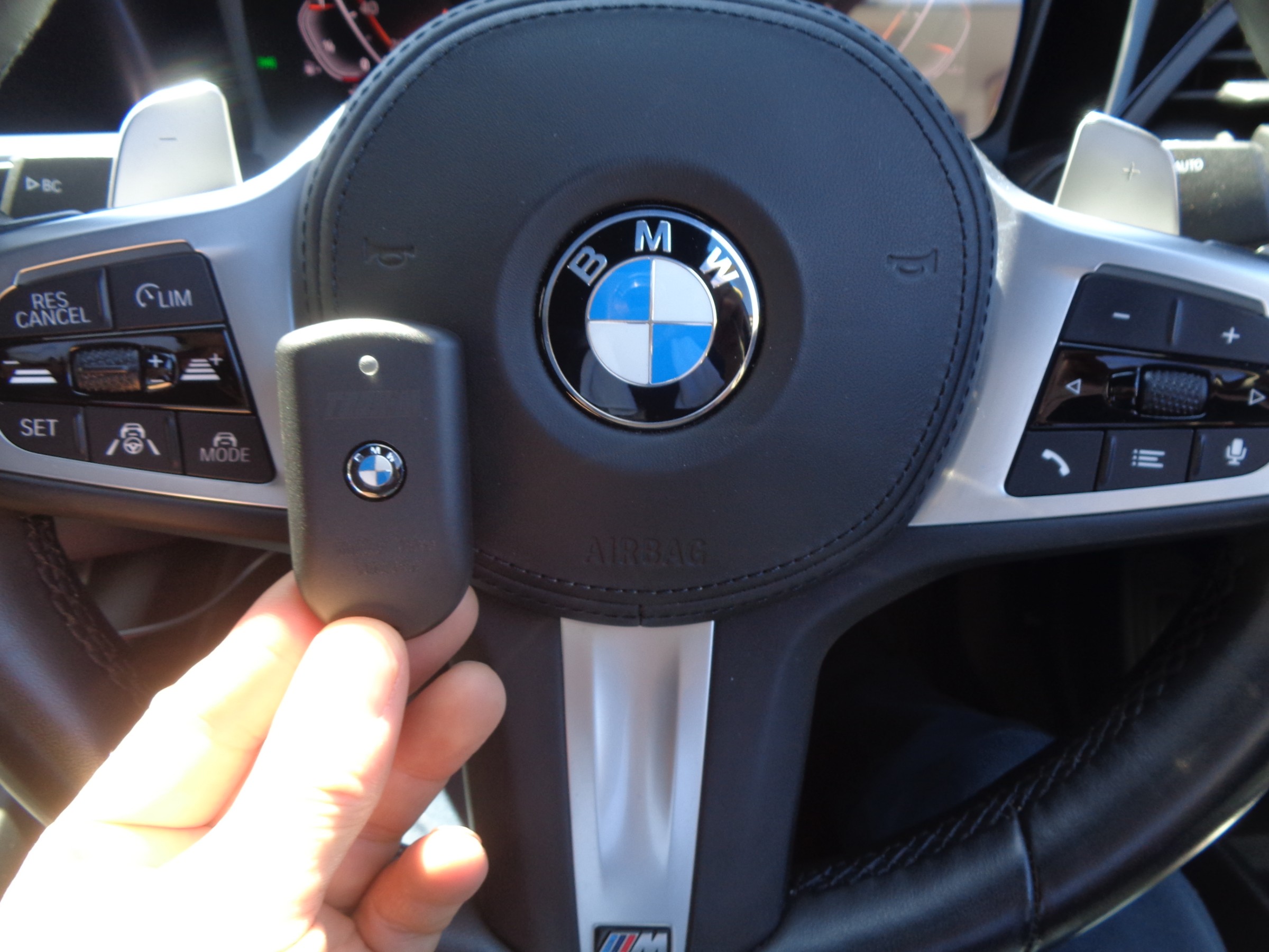 BMW 3シリーズ TECH-M バルブコントローラー取付！8月28日は