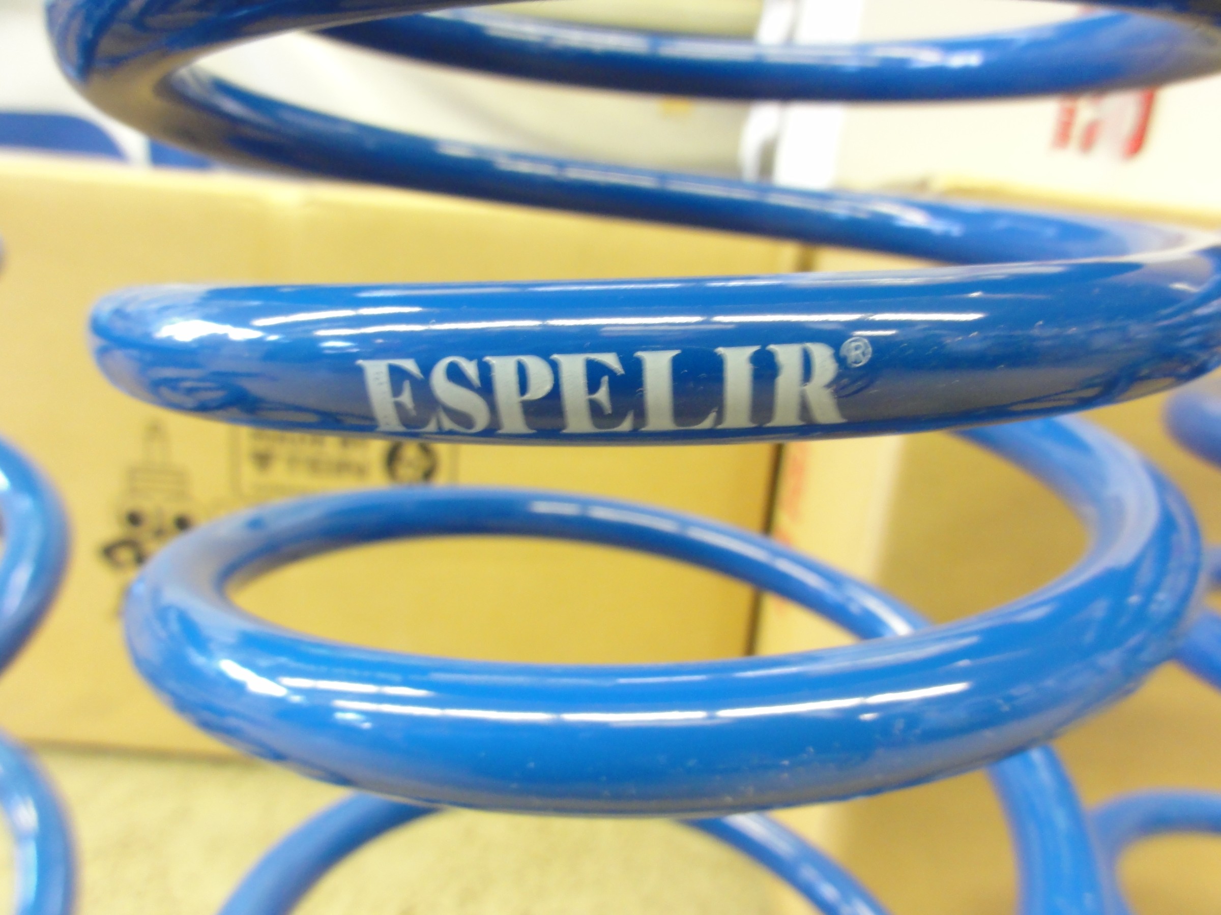 フォレスター（SF5）KYB製ショックアブソーバー「ニューSRスペシャル