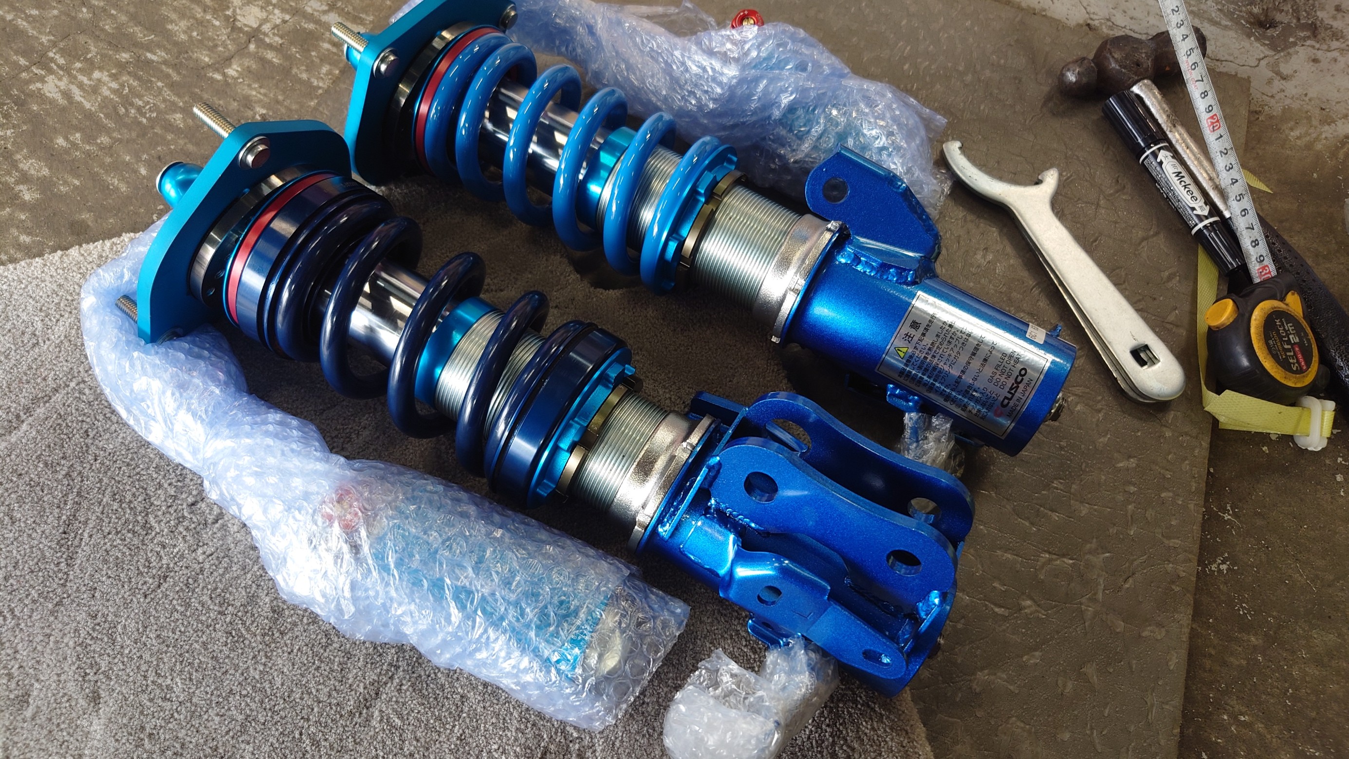 CUSCO（クスコ）SPORT X（スポーツ エックス）「特注品」の取付 と 4輪