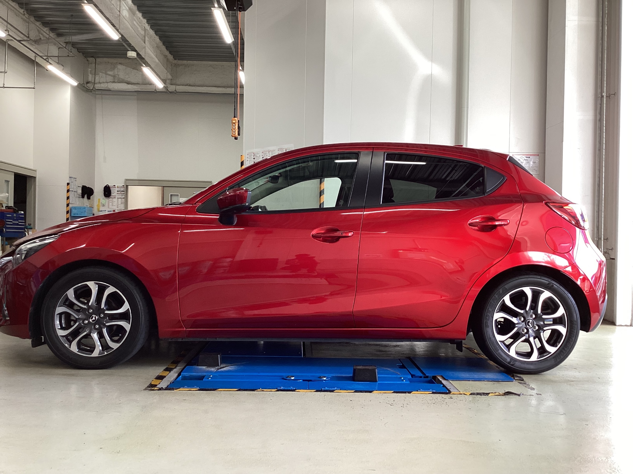 MAZDA DEMIO TEIN FLEX Z取付 | 取り付け事例 | コクピット21 MAZDA DEMIO TEIN FLEX Z取付 | 取り付け事例 | コクピット21