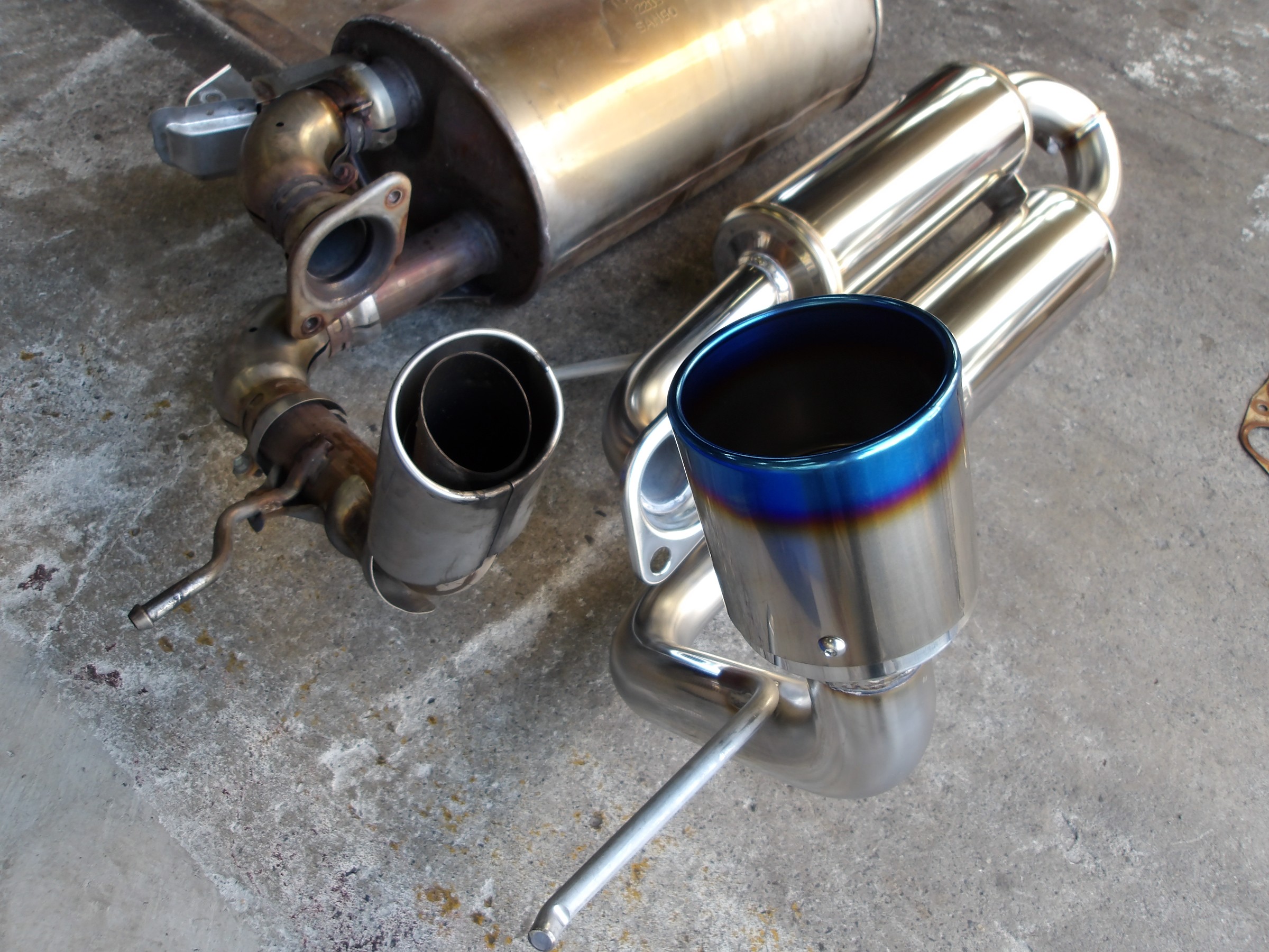 MRｰS（ZZW30）テクノプロスピリッツ製エキゾーストマニホールド