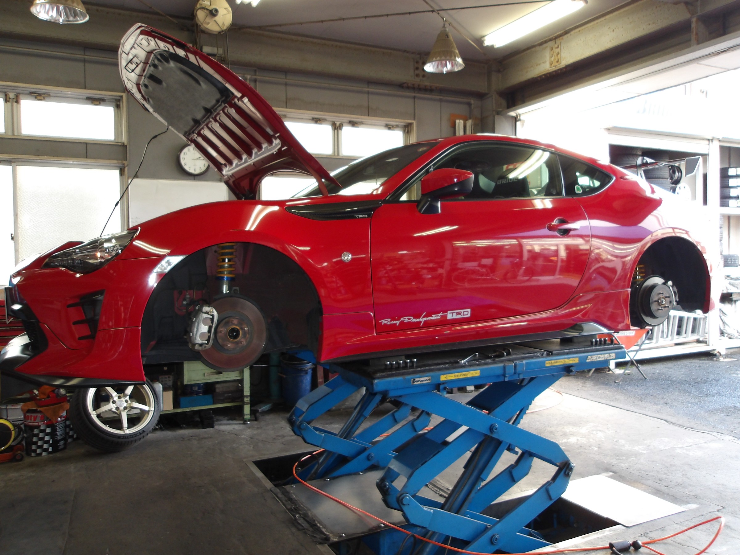 86（ZN6）エンドレス製スポーツブレーキパッド「MX72プラス」装着