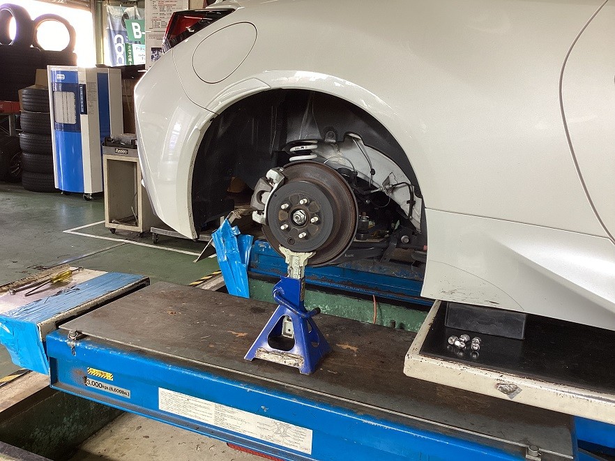 TOYOTA GR86（ZN8）足回り交換 part1 | トヨタ GR86 足まわり