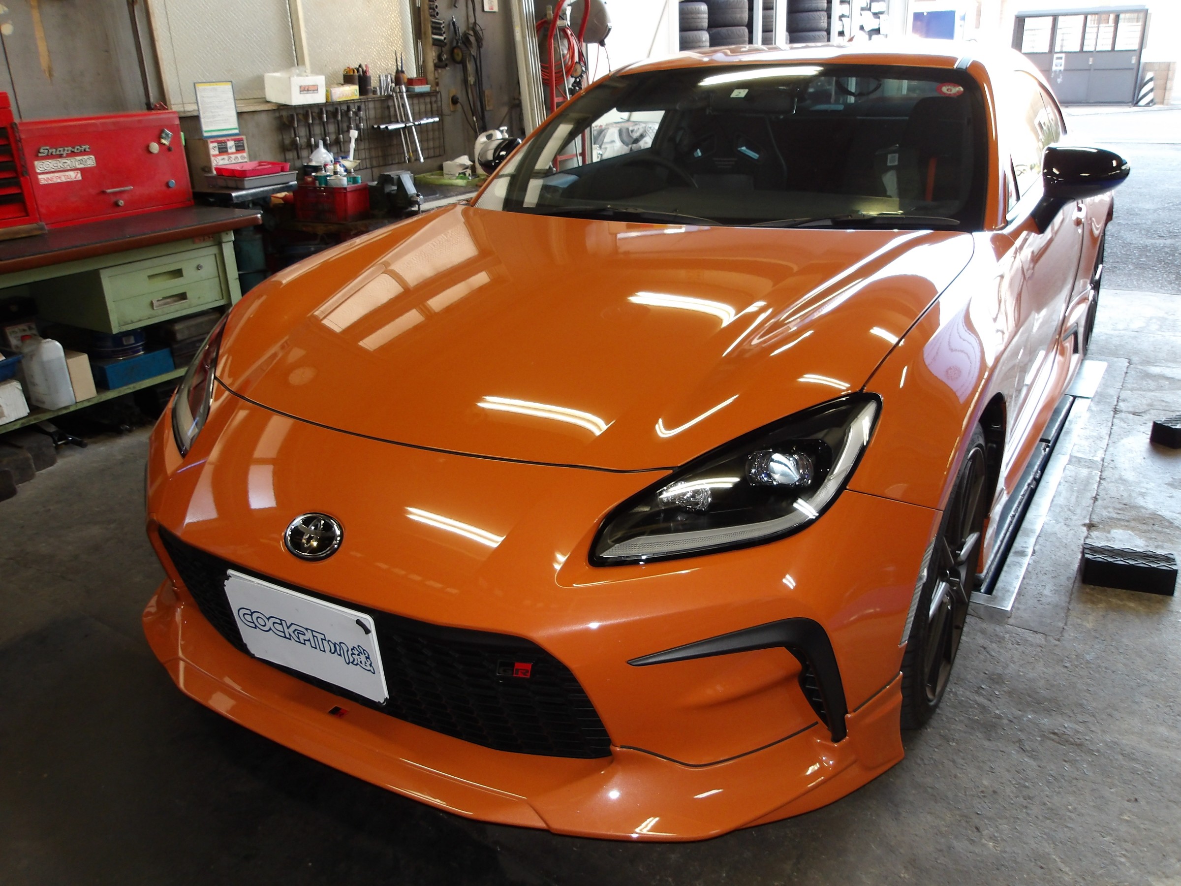 GR86（ZN8）レイズ製アルミホイール「TE37 SAGA S-plus」装着