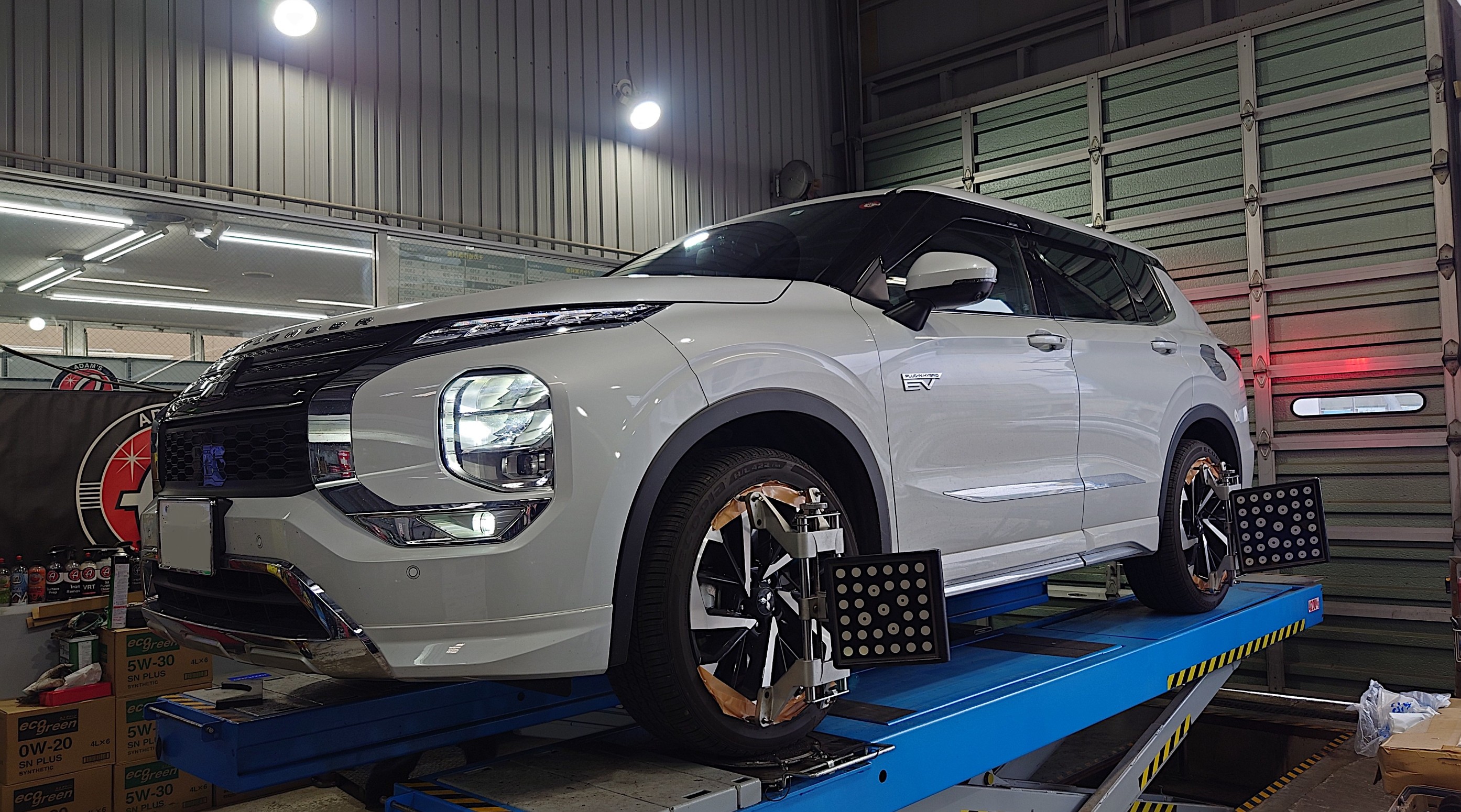 ブリザック VRX3 & POTENZA SW010 の装着と4輪アライメント調整