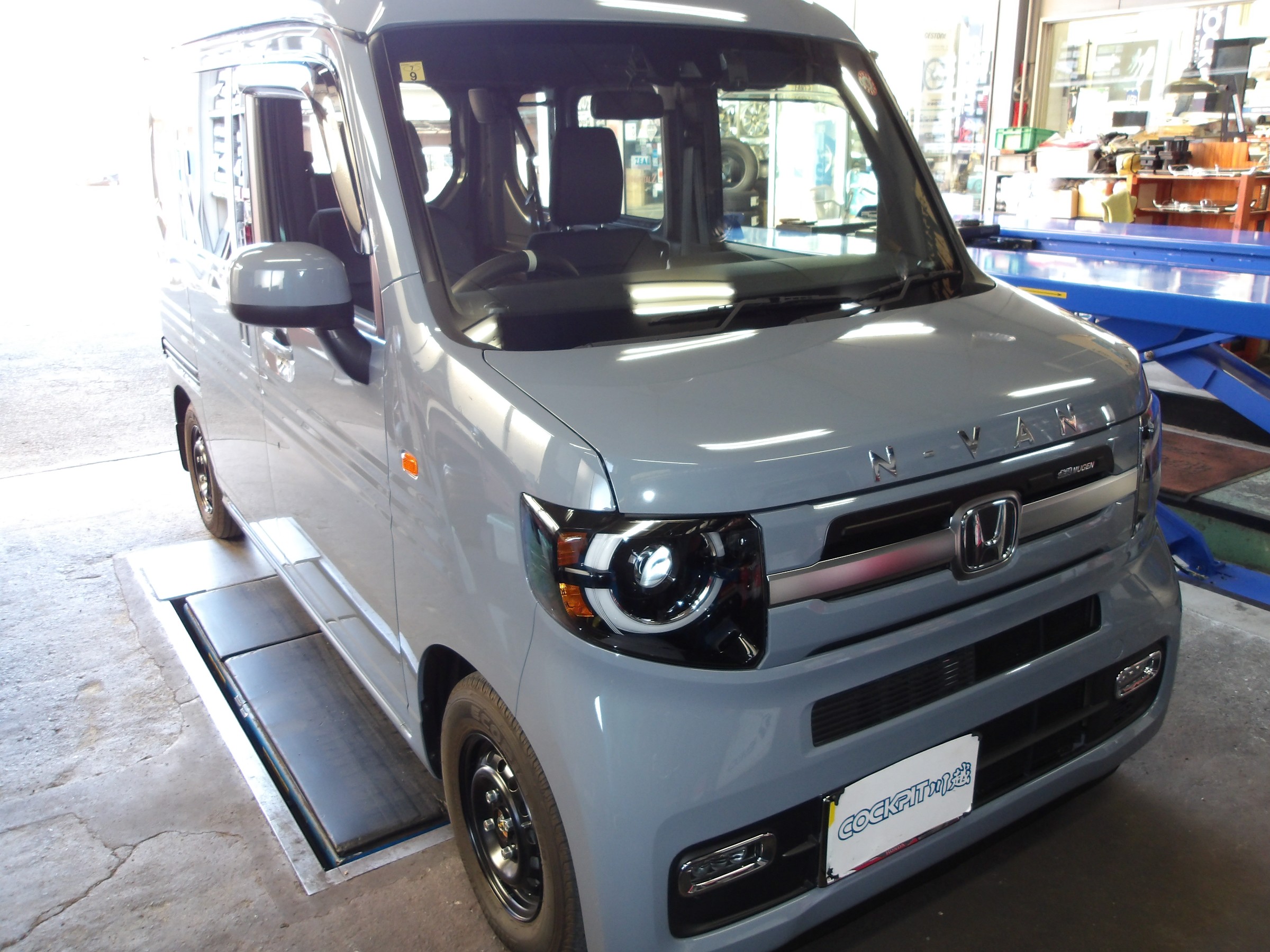 N-VAN(JJ1)ブリヂストンタイヤアルミホイール「バルミナ BR10 N-VAN(JJ1)ブリヂストンタイヤアルミホイール「バルミナ BR10