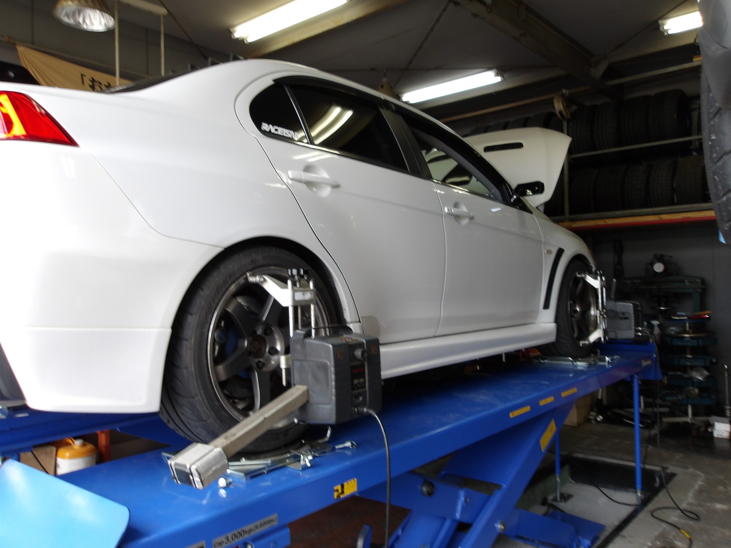 ランサーエボリューションX（CZ4A）アライメント測定＆調整