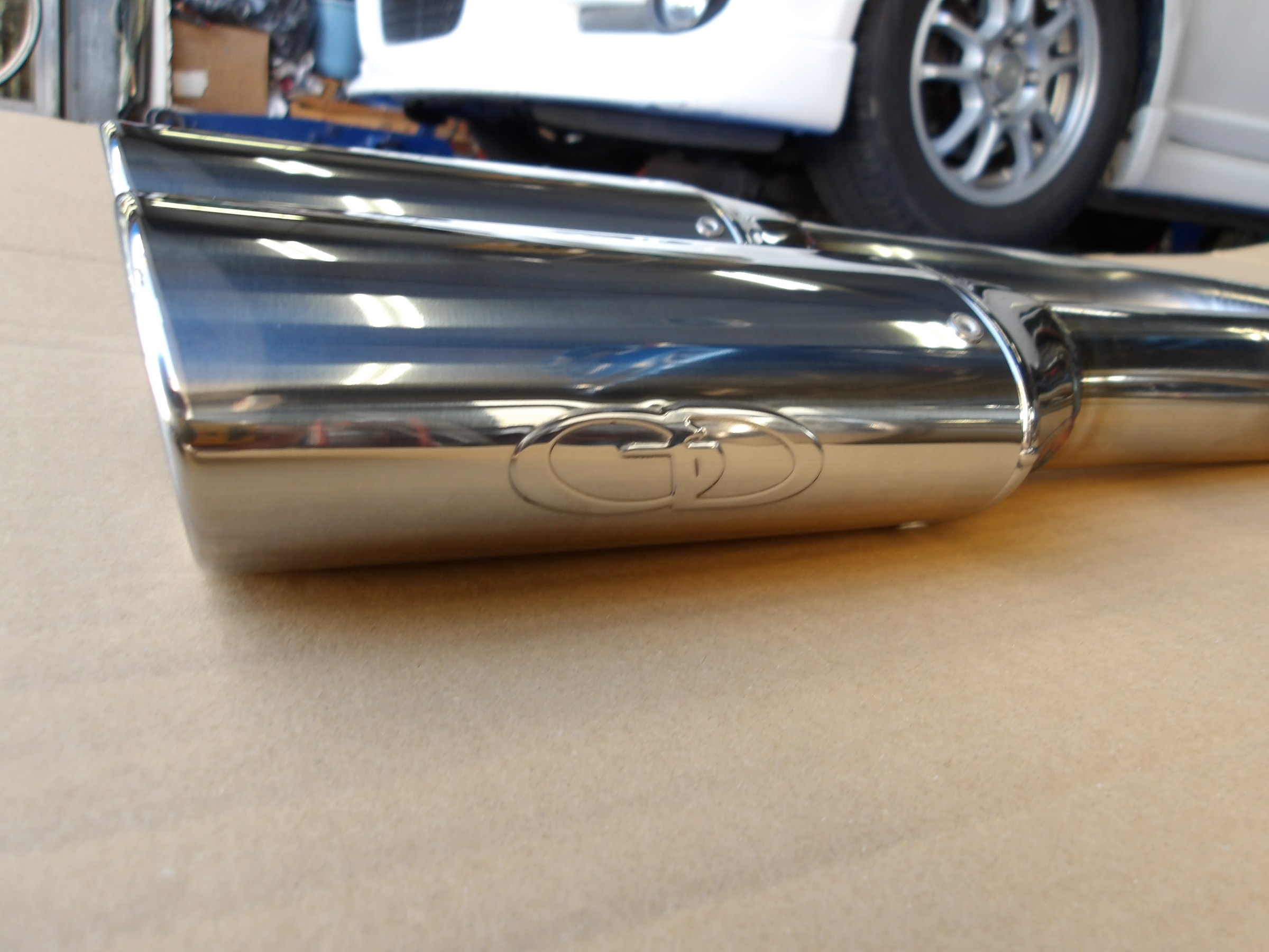 アクア（NHP10）ガナドール製スポーツマフラー「SUSマフラー（保安基準