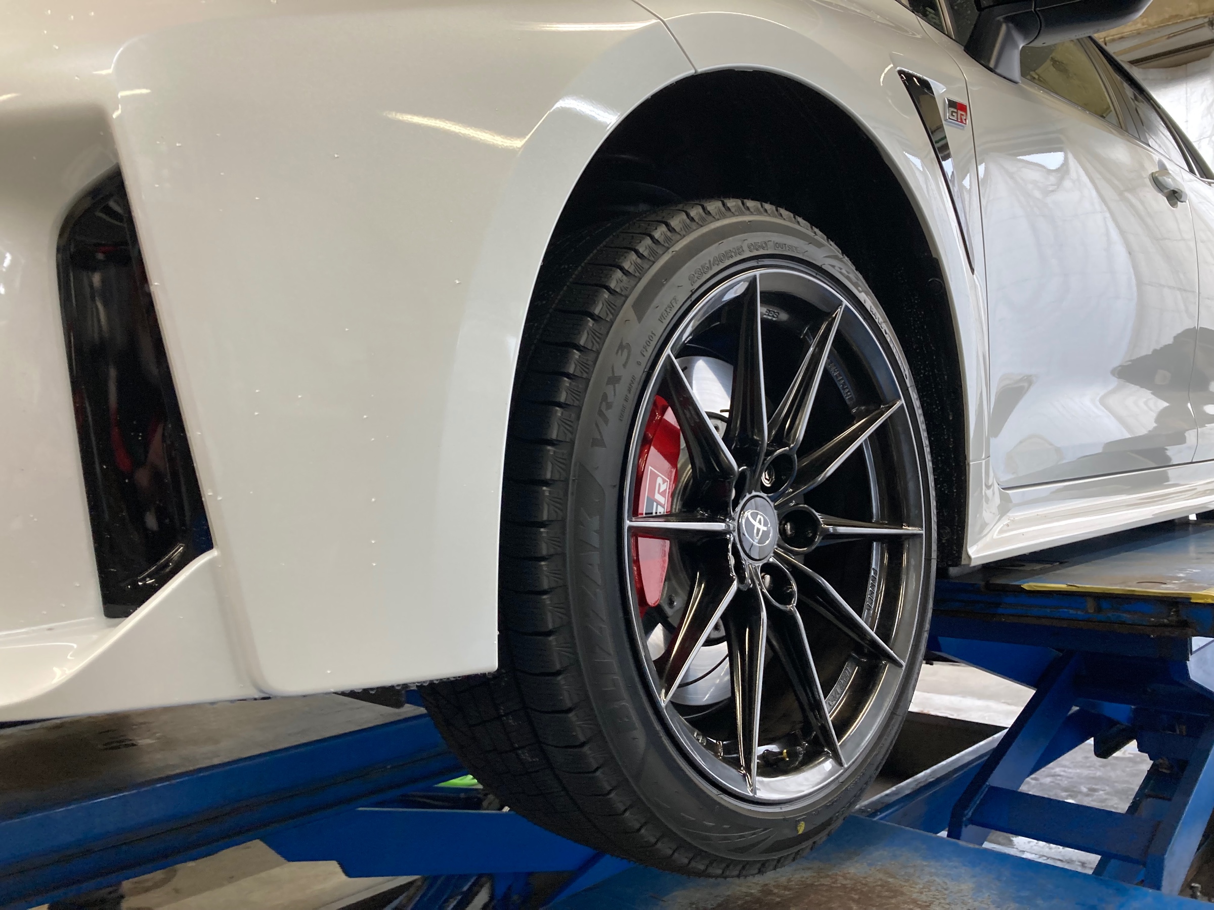 新品】 ホイールタイヤ 2024年 スタッドレス GRカローラ ランエボ 新品