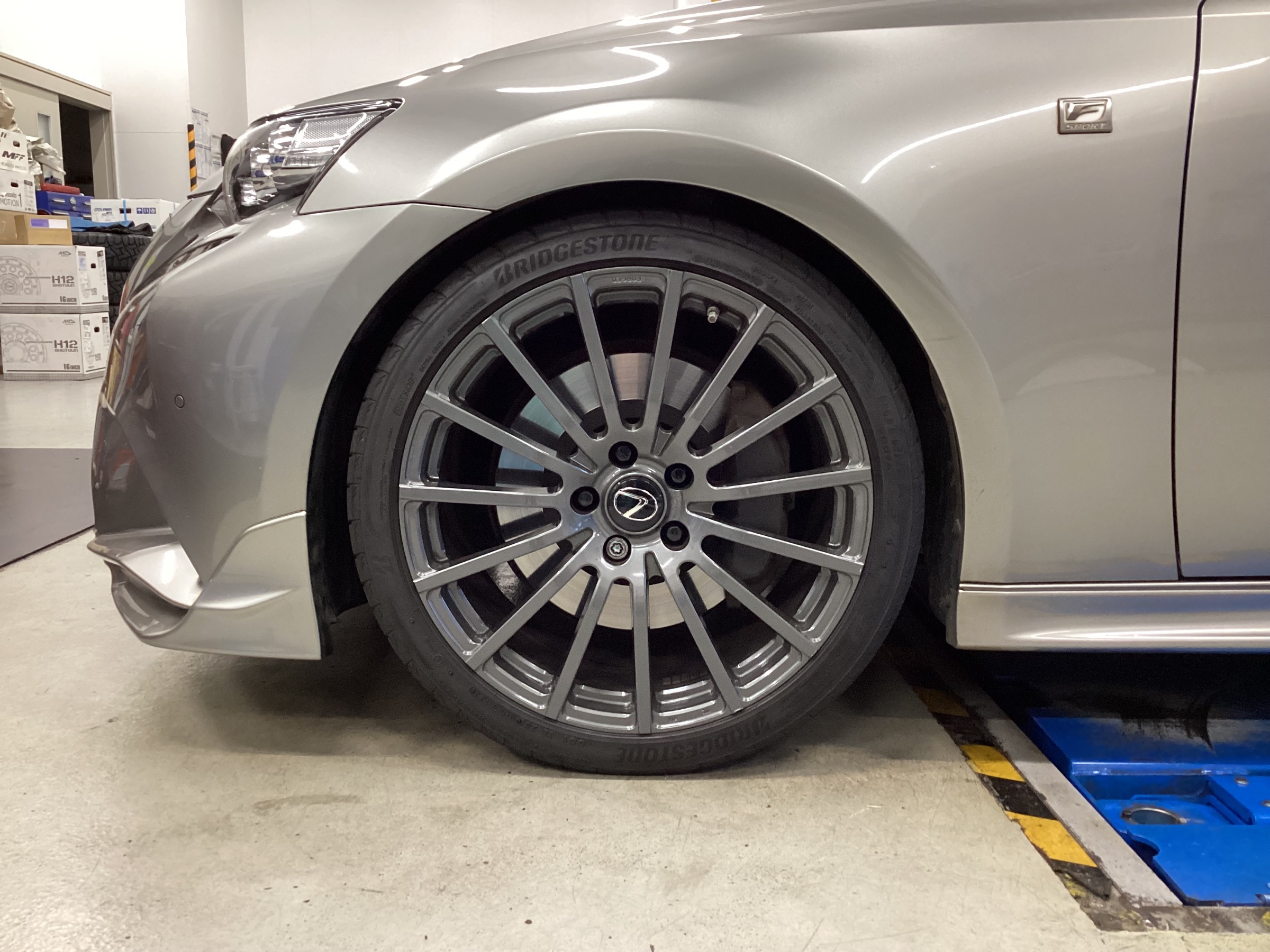 LEXUS IS350 TEIN FLEX AVS取付 取り付け事例 コクピット21世田谷 お店の取付加工事例紹介