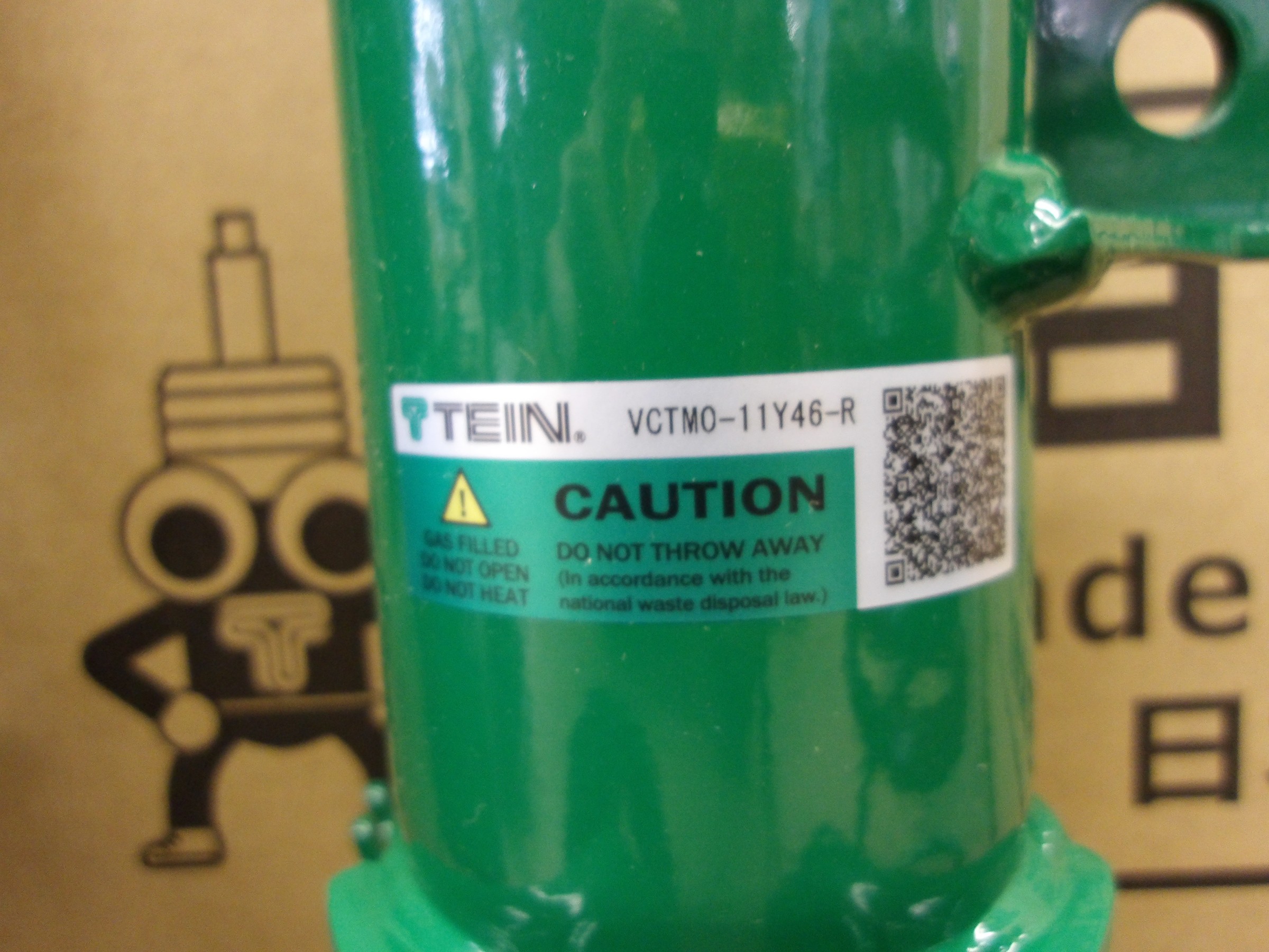 ヤリス（MXPA10）テイン製車高調「FLEX-Z」装着＆アライメント作業