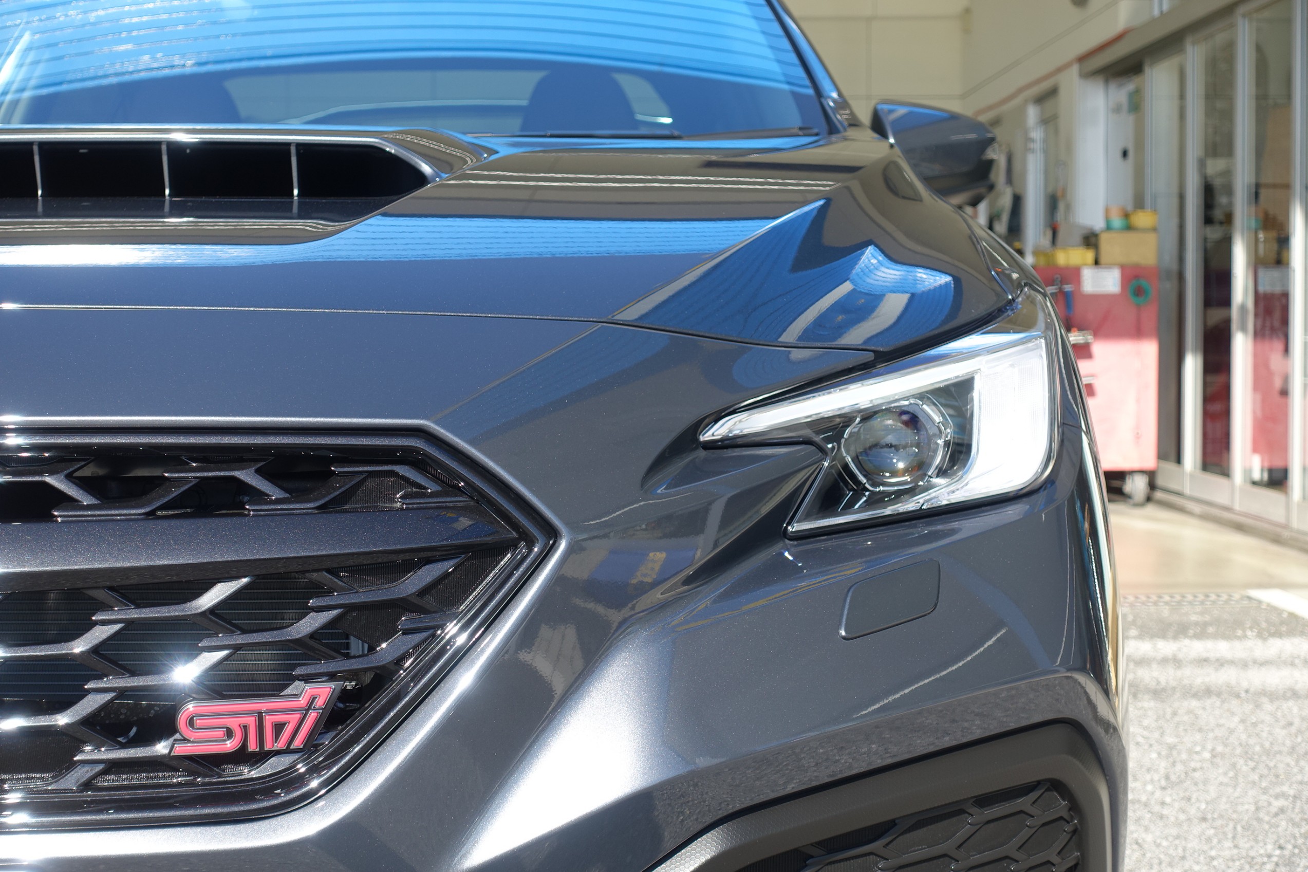 納車直後のWRX S4（VBH）に、ユピテル史上最高感度のMSSS対応