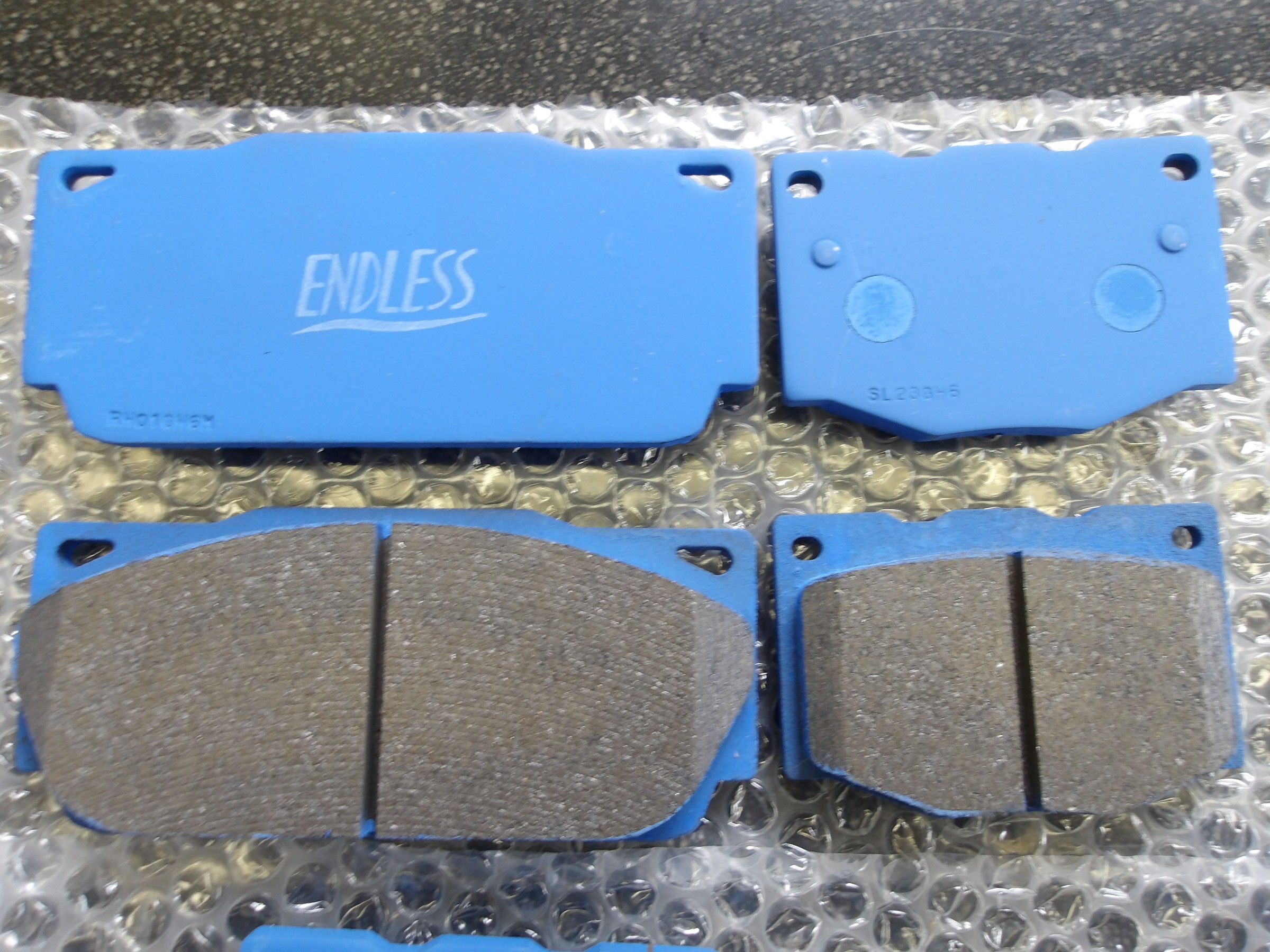 86（ZN6）エンドレス製スポーツブレーキパッド「MX72プラス」装着