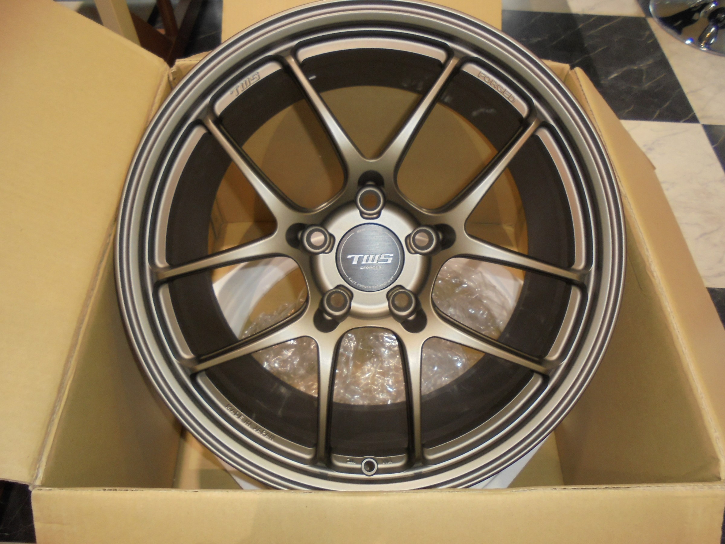 さ*す様 美品! TWS RS339 鍛造ホイール18インチ TWS Motorsport RS339