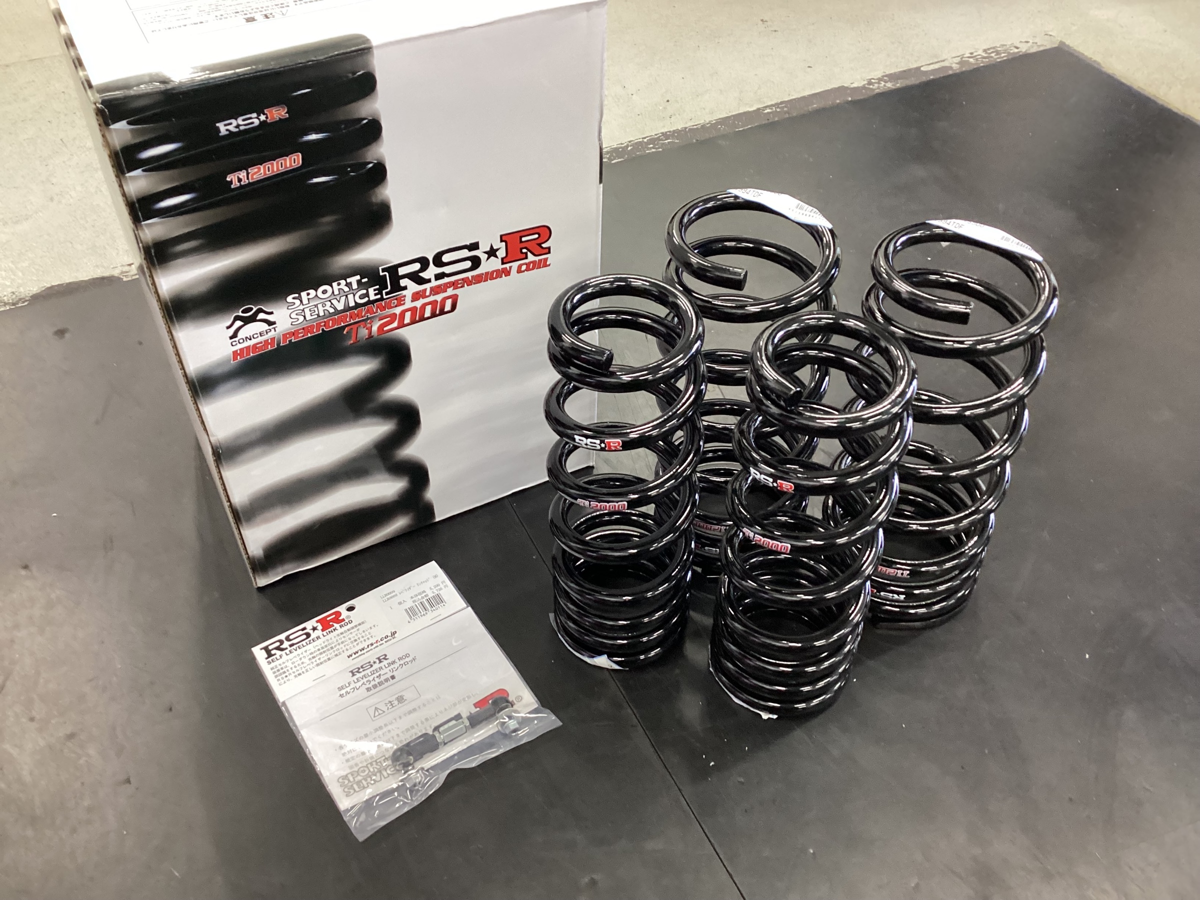 LEXUS IS500 RSR Ti2000取り付け | 取り付け事例 | コクピット21