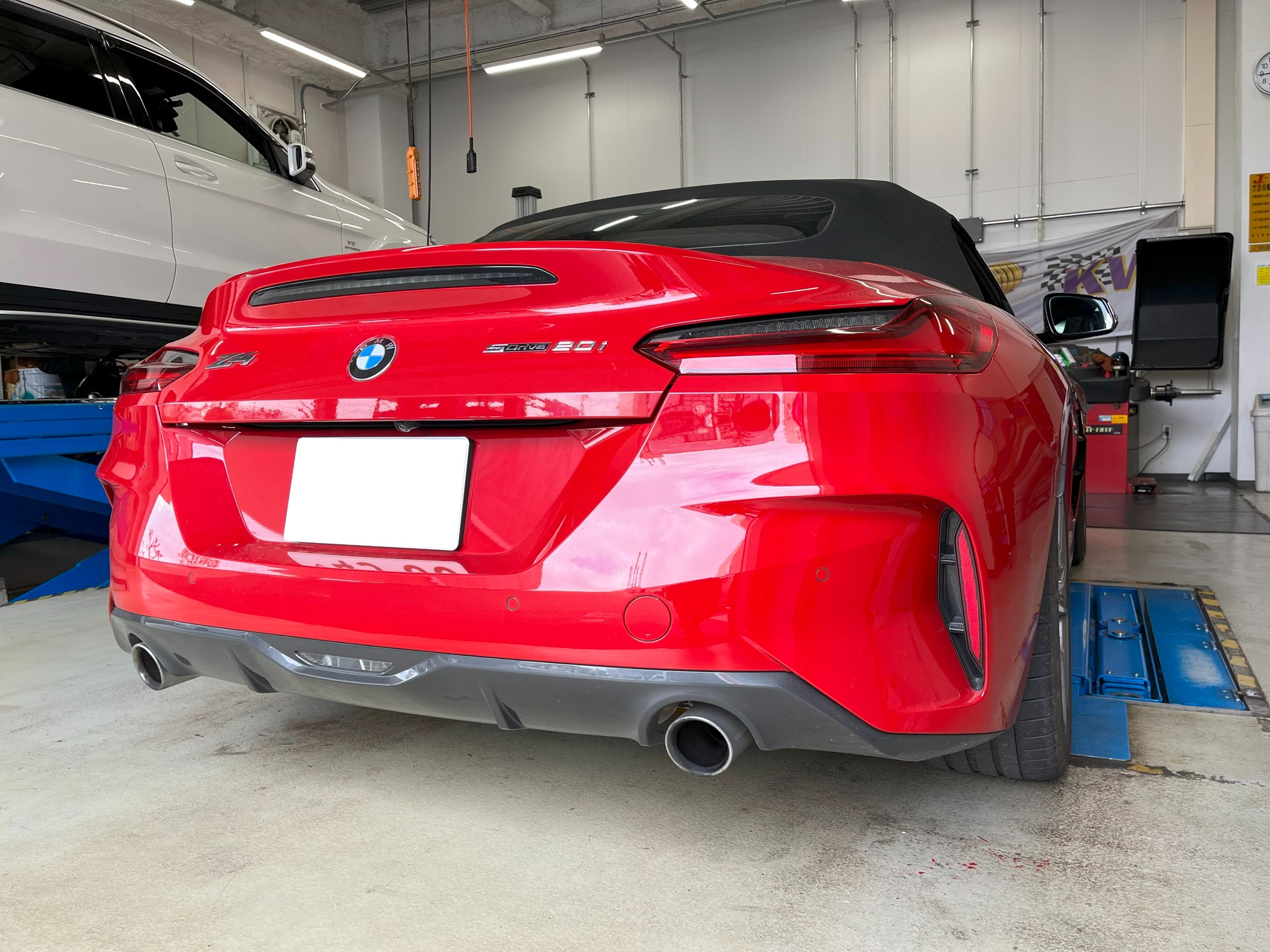 BMW Z4（G29）20i Mスポーツにアラゴスタ車高調を取付