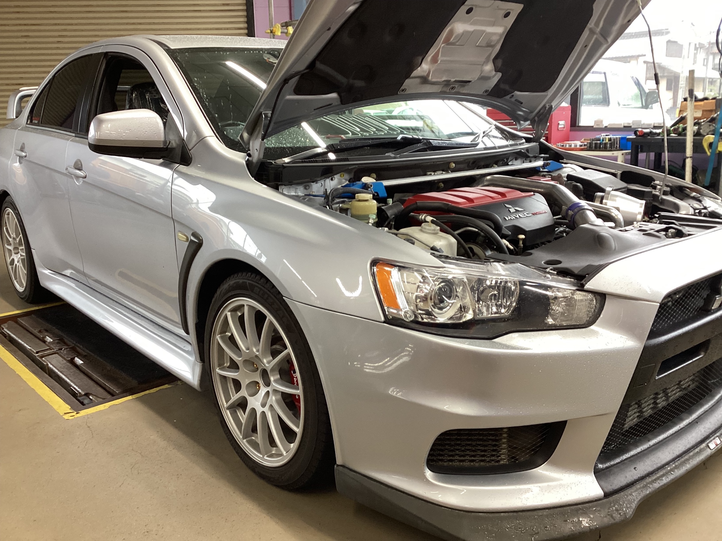 三菱】ランサーエボリューションXの追加メーター交換！ | 三菱