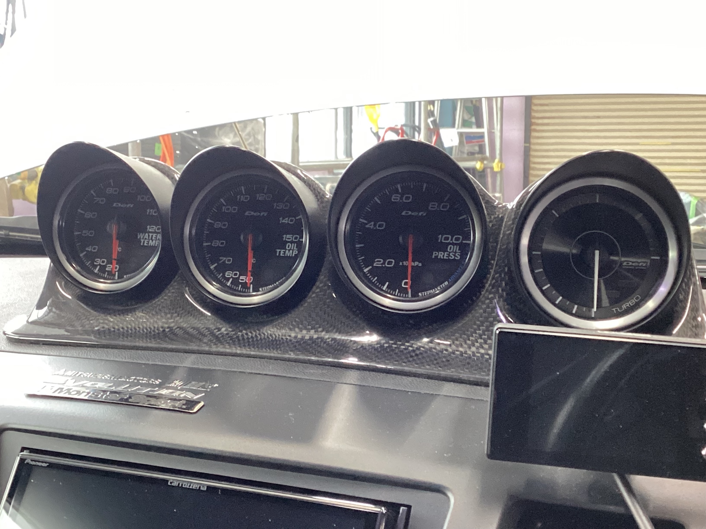 三菱】ランサーエボリューションXの追加メーター交換！ | 三菱