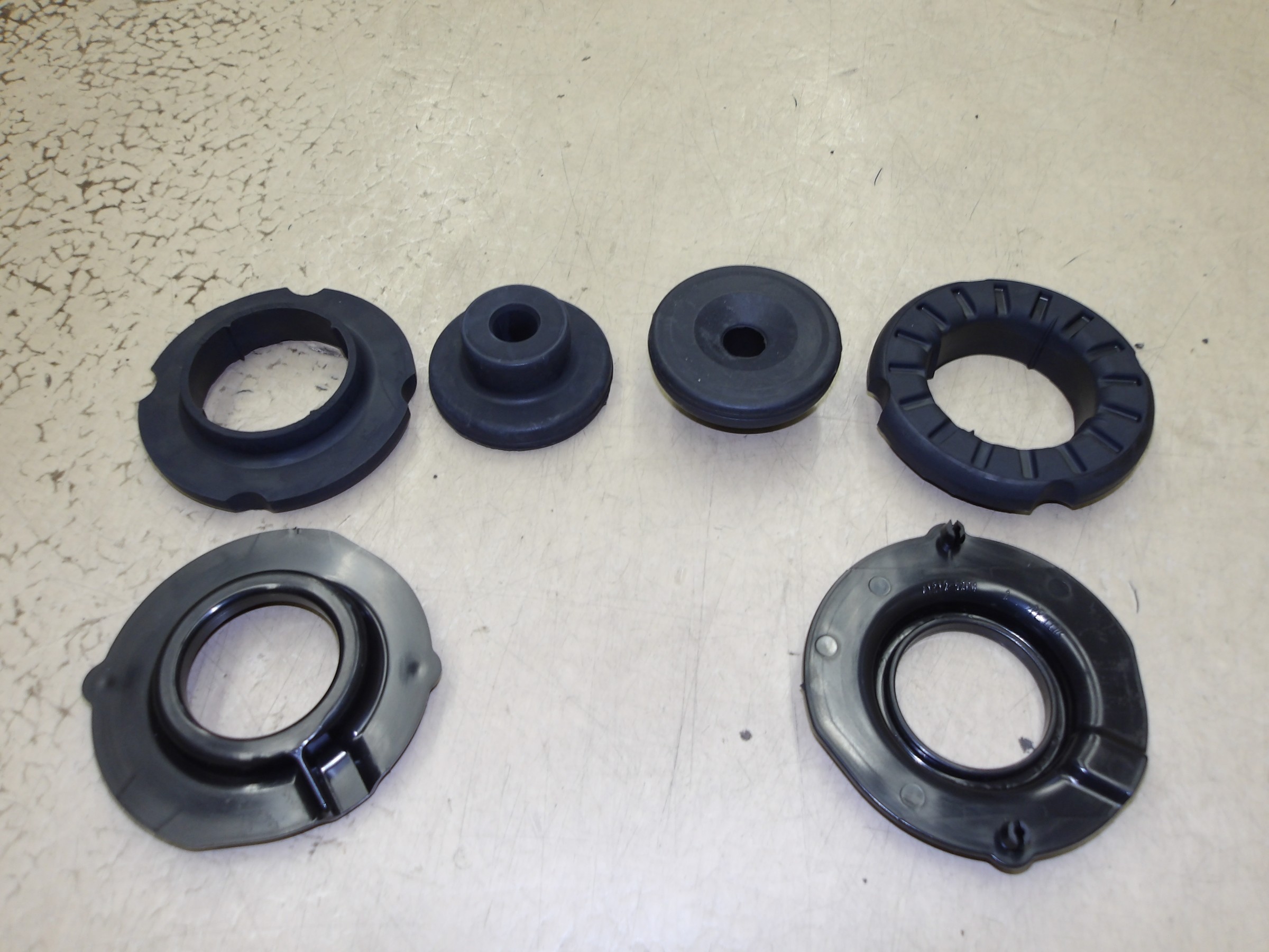 スズキ　スイフトスポーツ　zc33s4型　サスペンションキット 一式 楽天市場】zc33s（サスペンションキット｜サスペンション