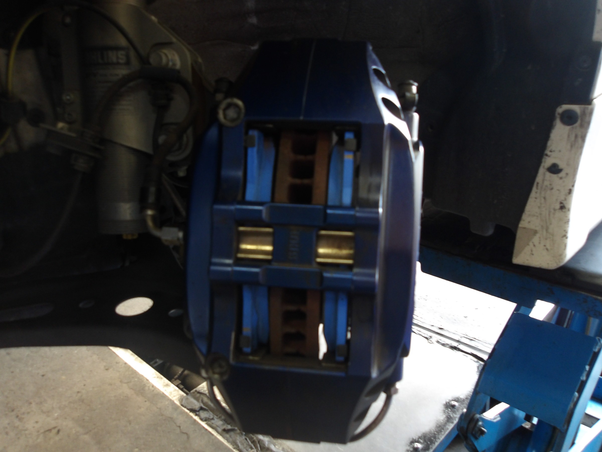 86（ZN6）エンドレス製スポーツブレーキパッド「MX72プラス」装着