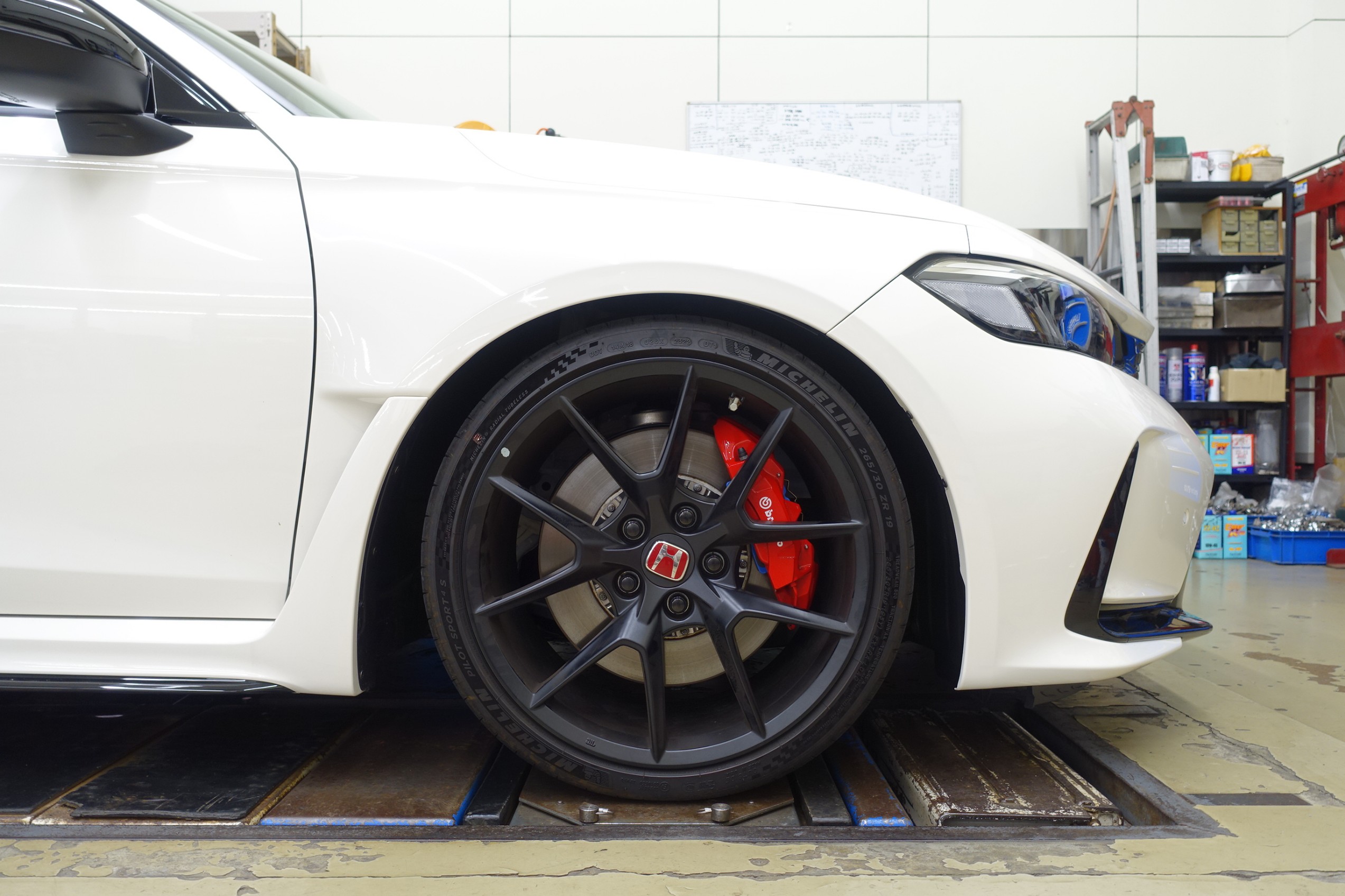 ホンダ シビック　タイプR FL-5 純正　ホイール　タイヤ付き　A アルミホイール適応サイズ情報とツライチセッティングの考察 Vol