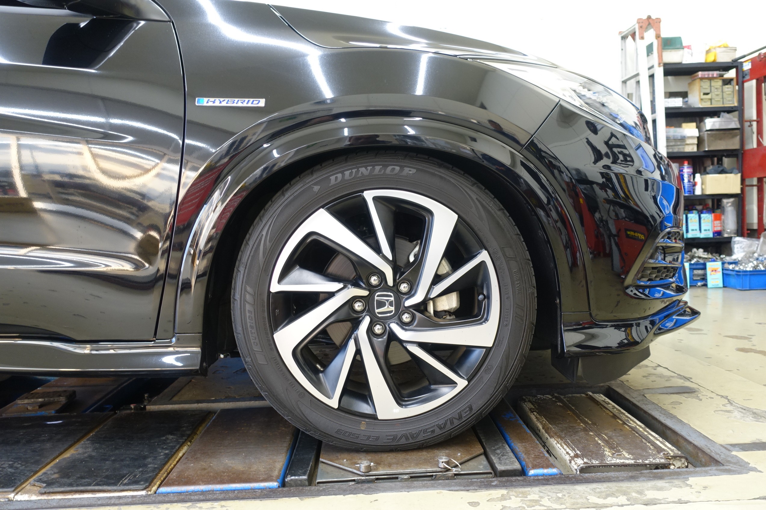 人気のSUVをローダウンしてスタイリッシュにキメル！ホンダ ヴェゼル