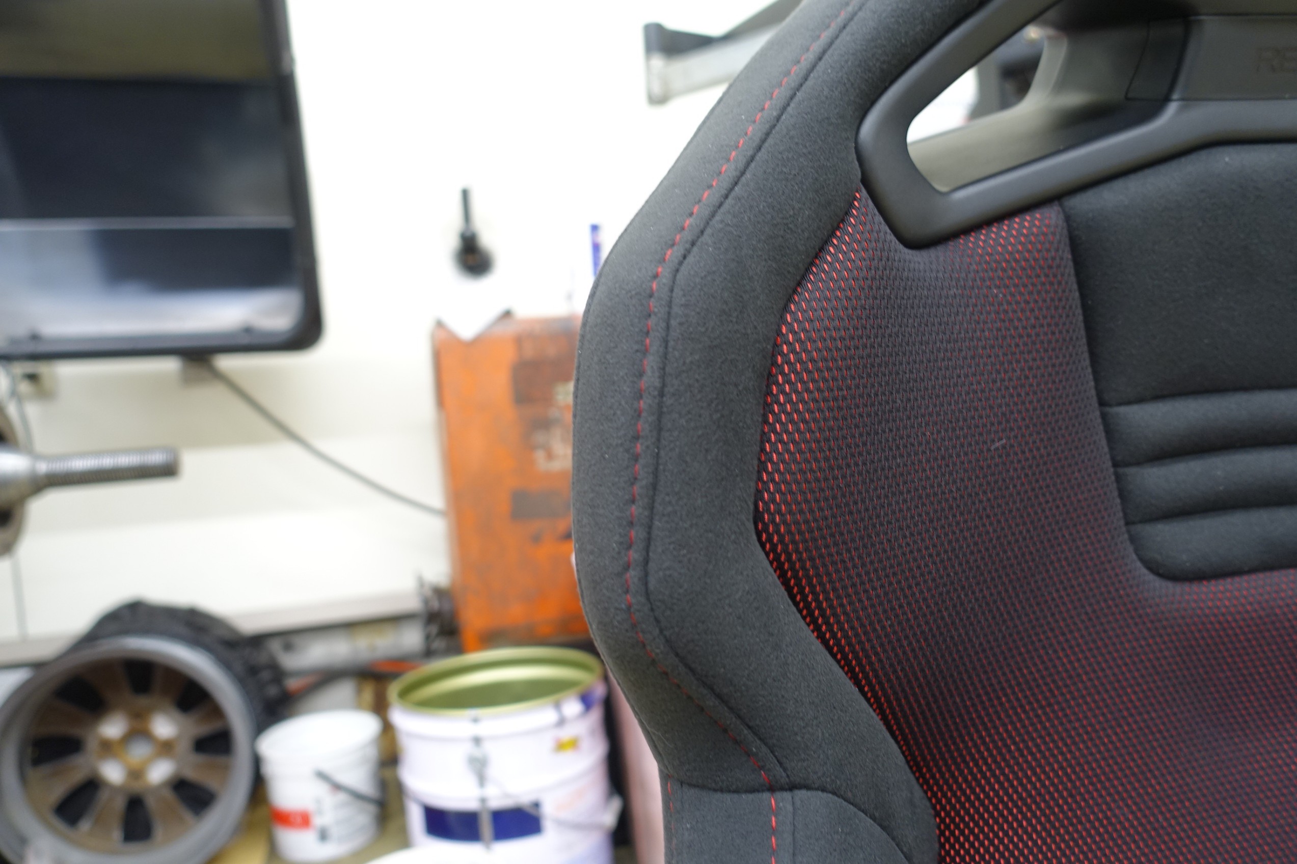 レカロのニューモデルはポジション調整が重要かも！？スズキ スイフト