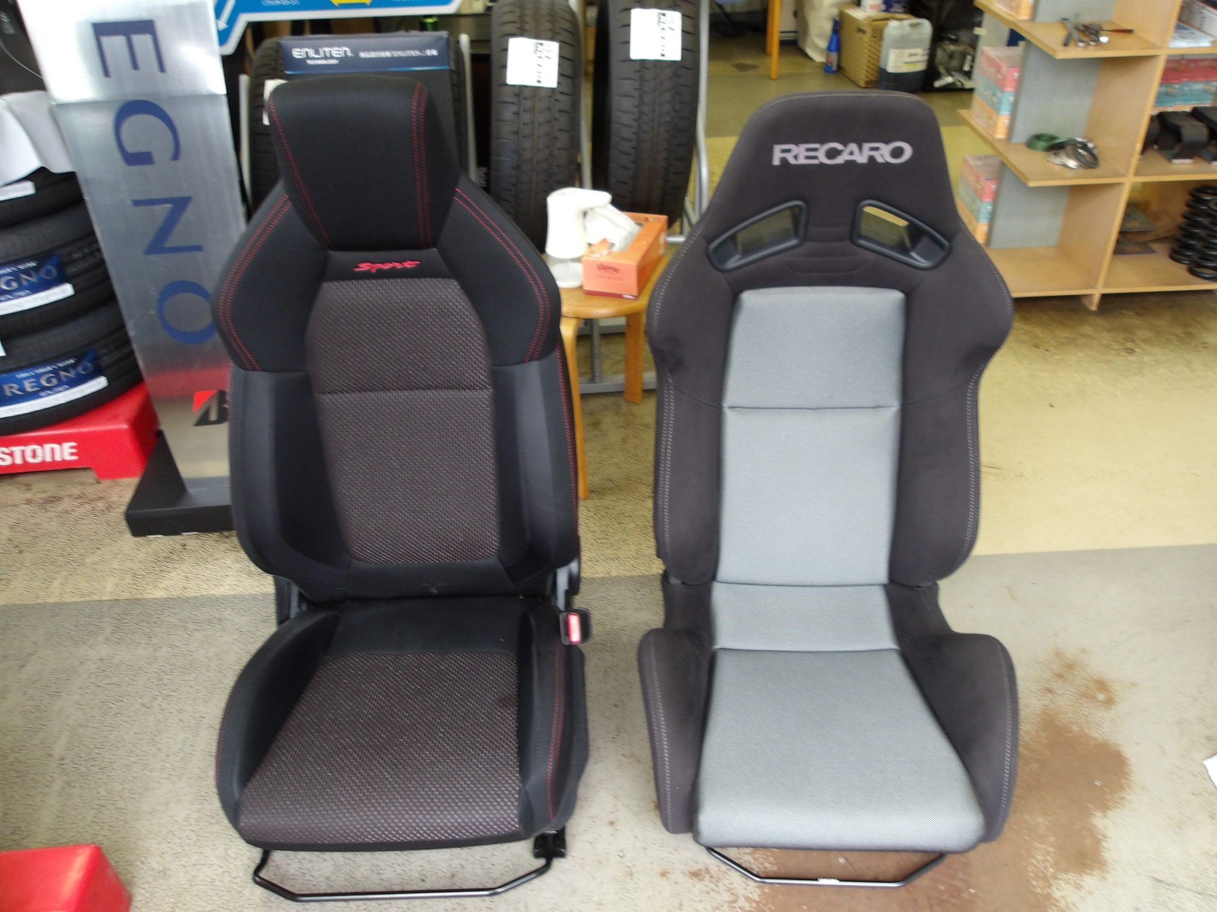 シート スイフトスポーツ（ZC33S）レカロ製リクライニングスポーツシート「SR