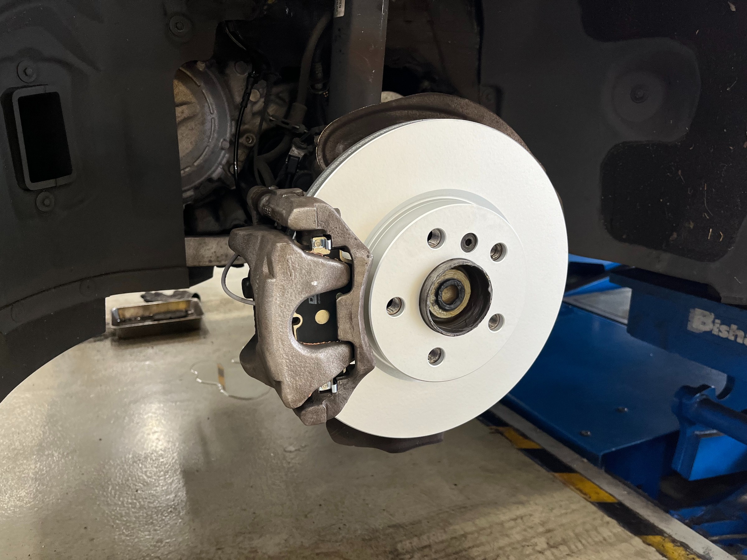 Viper BMW2 ブレーキパッド 純正品 アクティブツアラー BMW 2シリーズ F45アクティブツアラー ブレーキパッド＋ローター