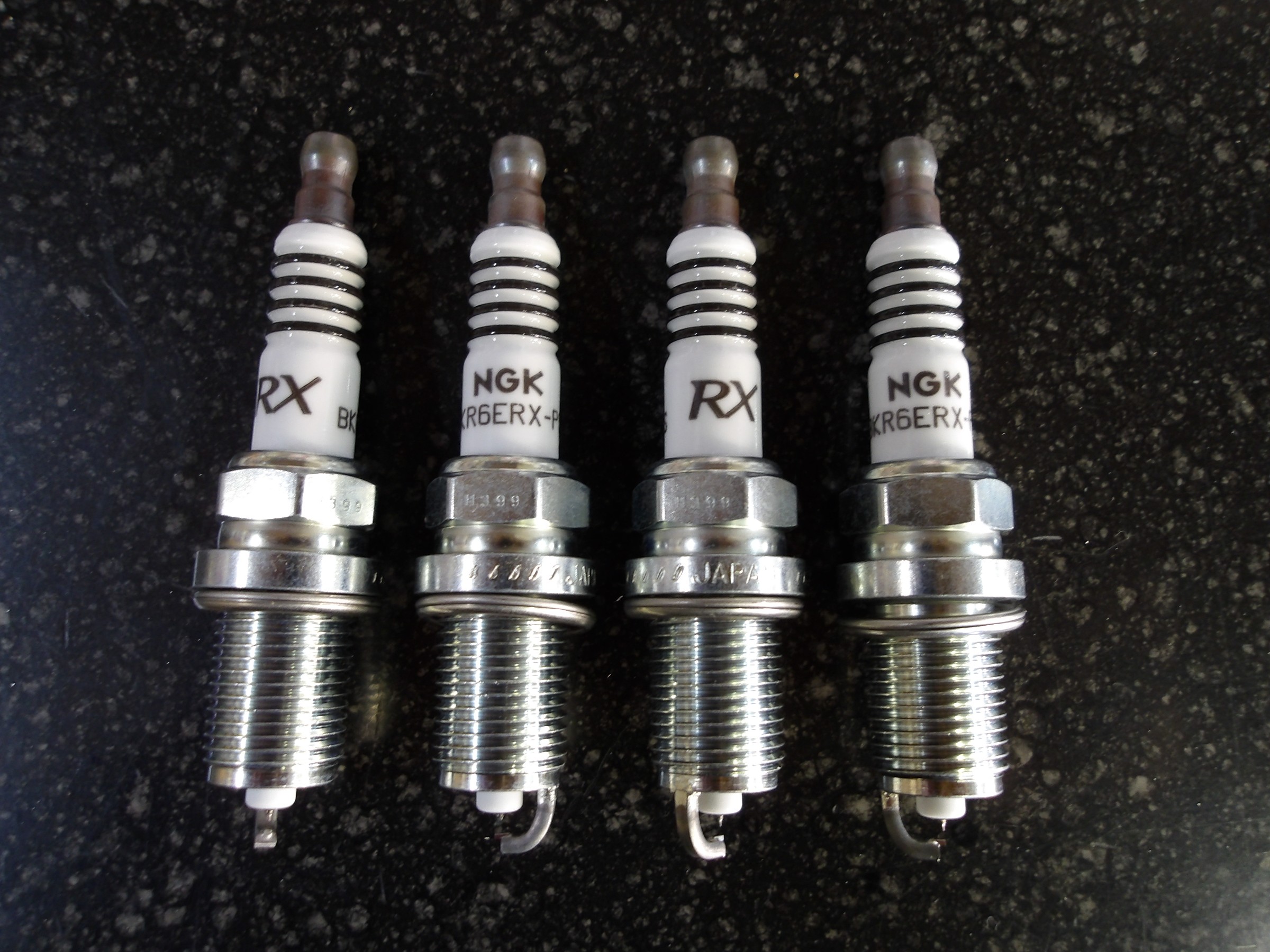 インプレッサWRX（GC8）永井電子製スパークプラグコード＆NGK製