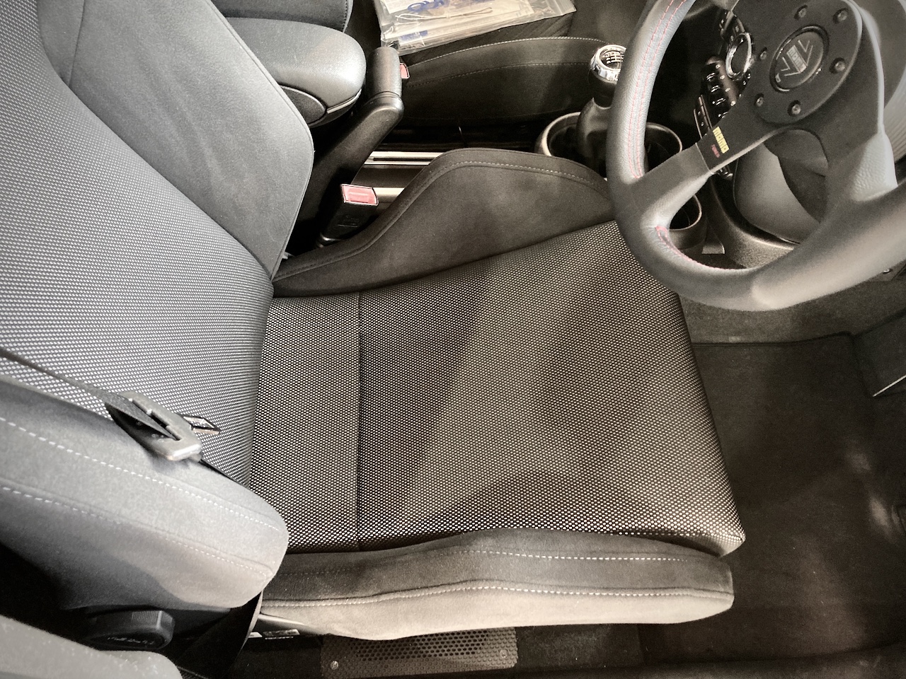 最安値級価格 R60 BMW MINI COOPER S CROSSOVER ALL4 ✖ RECARO SR-S BK100 SL パーツ