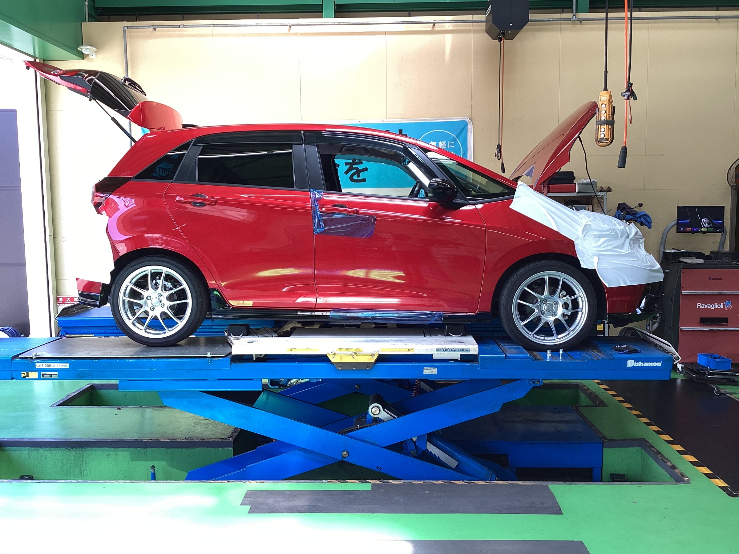HONDA Fit 【 車高調キット 】 取り付け作業～～♬ 国産車の足