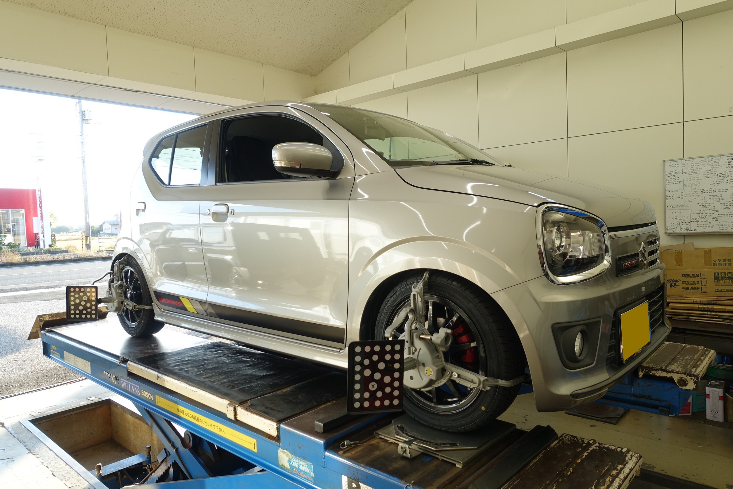 あまりにも高い純正車高を車高調で快適にローダウン！スズキ