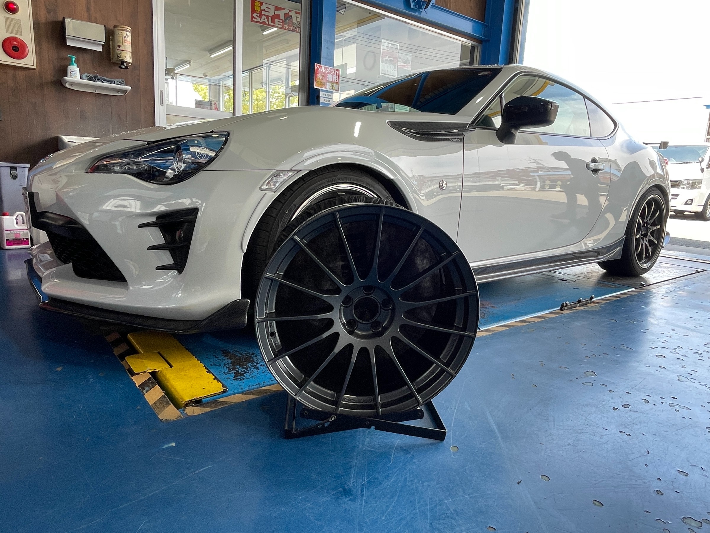 ホイール　トヨタ86 17インチ 新車外し 美品 TOYOTA トヨタ 86 ZN6 後期 GT リミテッド 純正