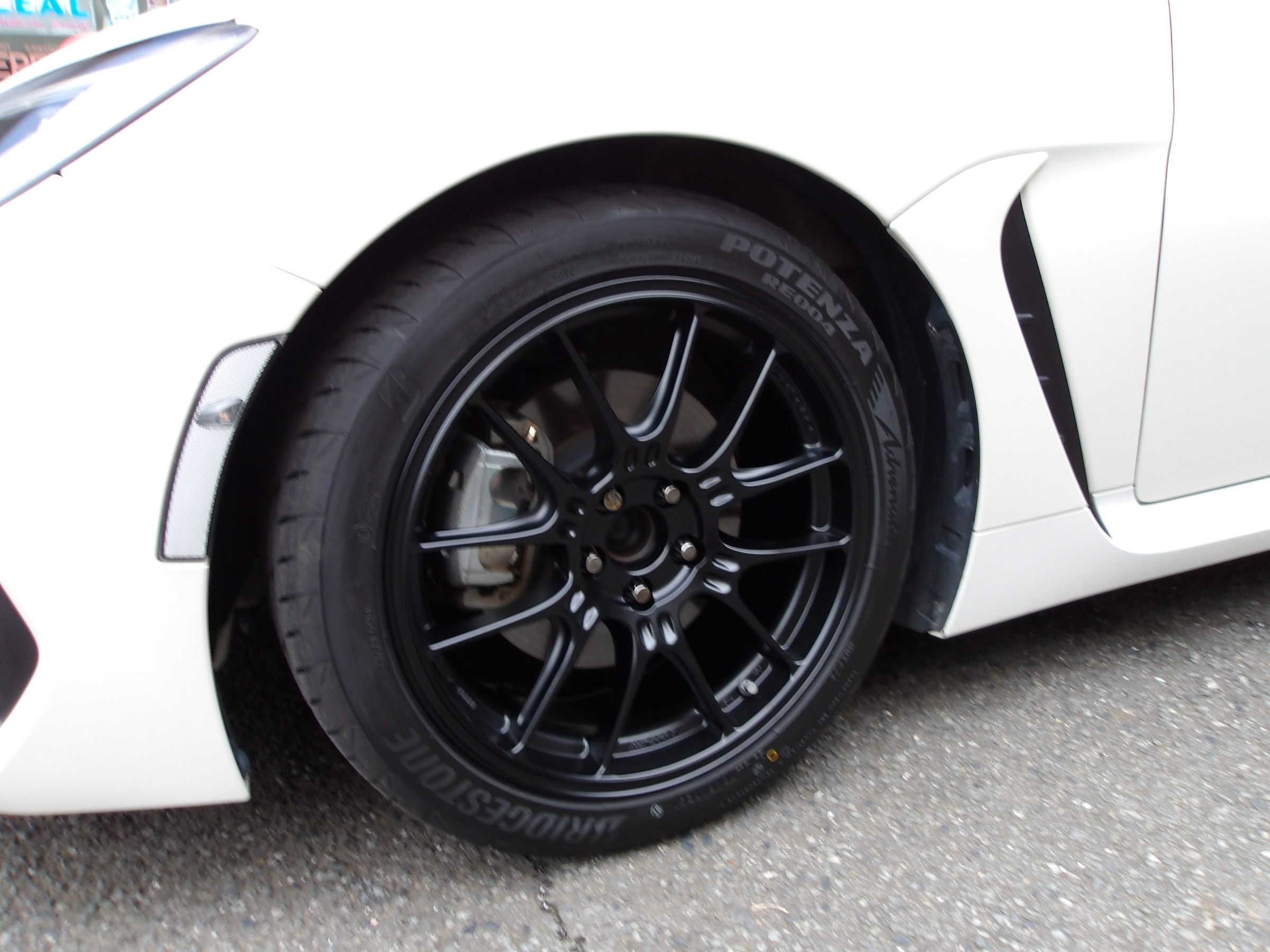 BRZ（ZD8）エンケイレーシング製アルミホイール 「GTC02