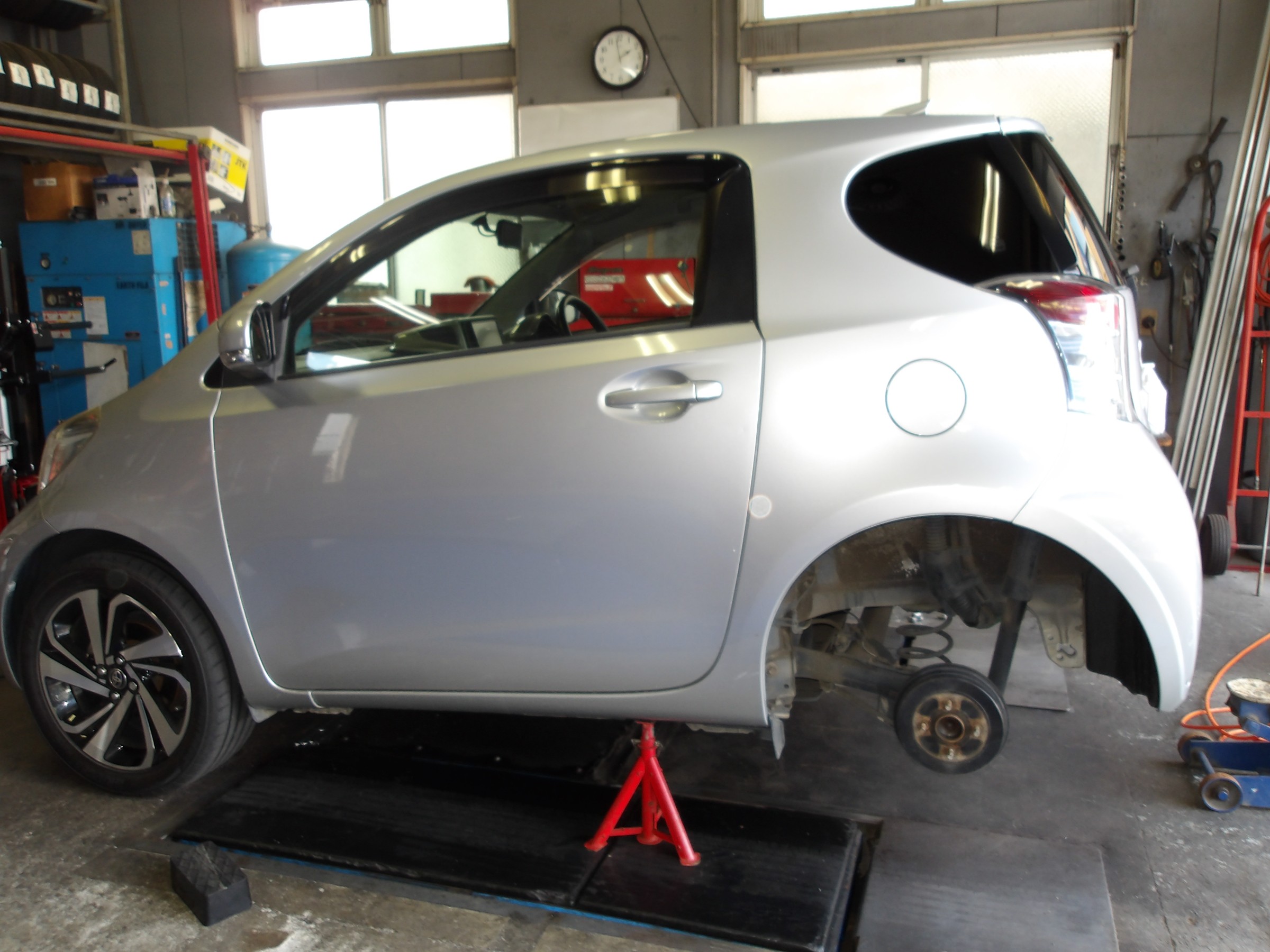 TOYOTA DBA-KGJ IQ サスペンションキット 一式 楽天市場】TOYOTA iQ（車高調整キット｜サスペンション