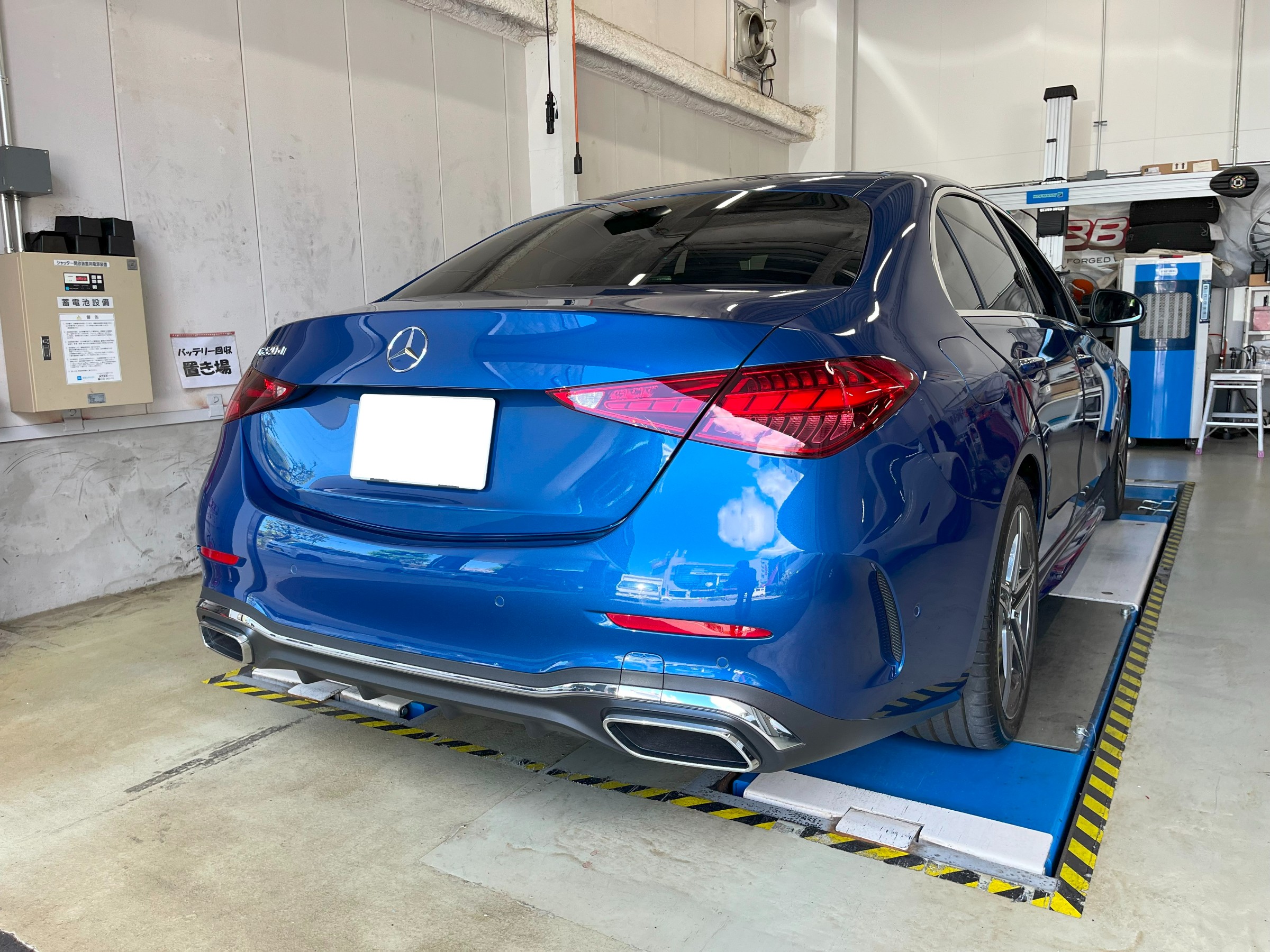 W206 C220d Yupiteru Z1200 | 取り付け事例 | コクピット21