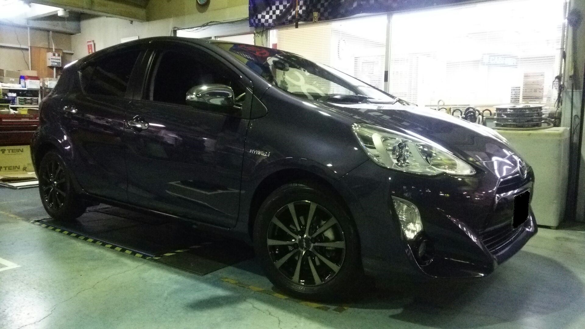 アルミホイール 大放出 トヨタ アクア ホイール スタッフblog コクピット 藤枝 タイヤ館 藤枝 車 のカスタマイズにかかわるスタッフより