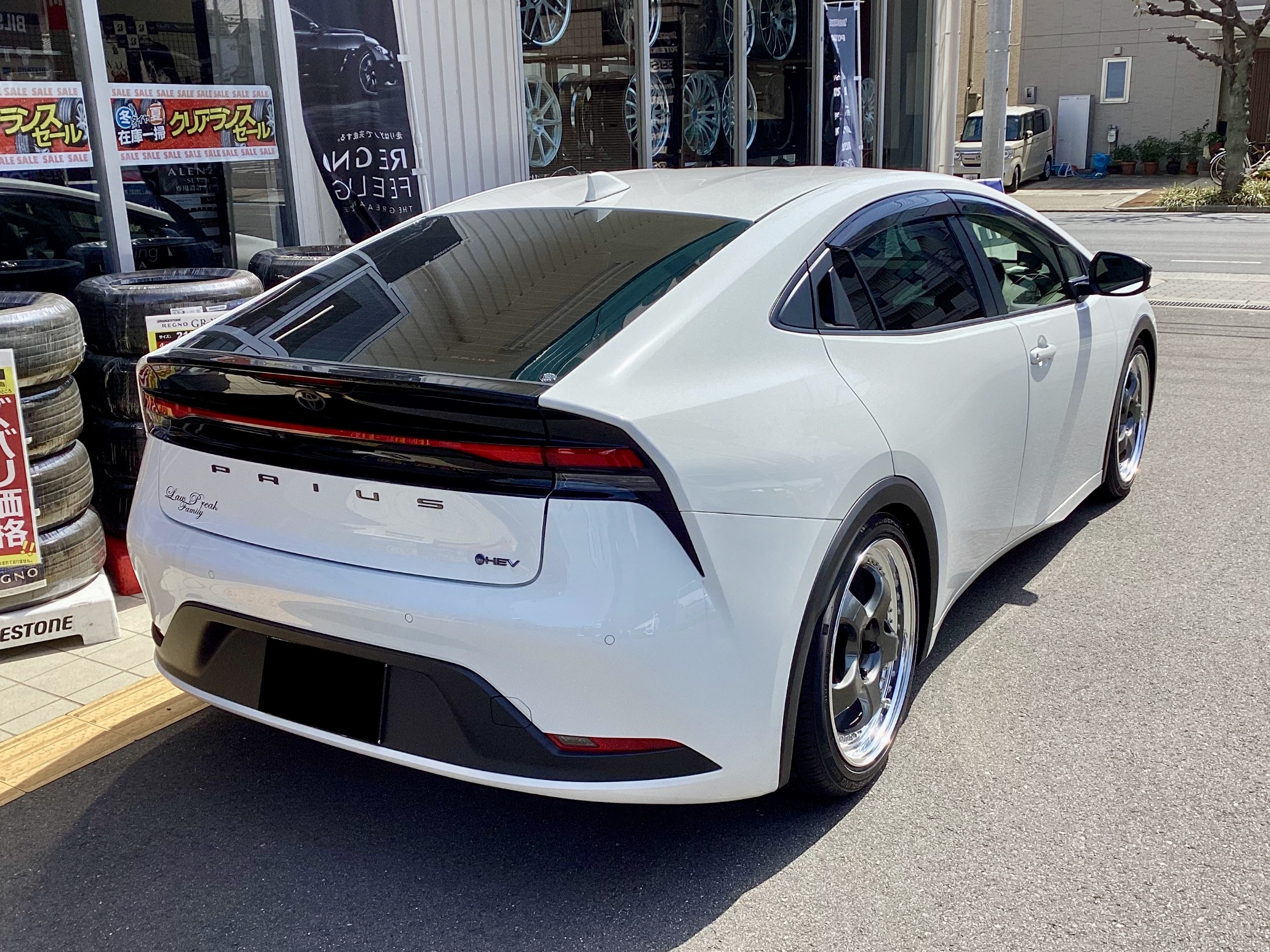 ワーク　マイスターS1  プリウス・86等 限定色な86に特別な WORKマイスターS1 を 9.5J ツライチ 履き！ | 鈴鹿