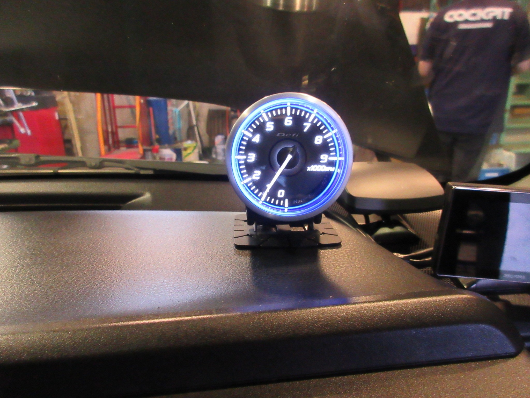 Défi『Racer Gauge N2+』追加メーター | HID・LED（その他電装系