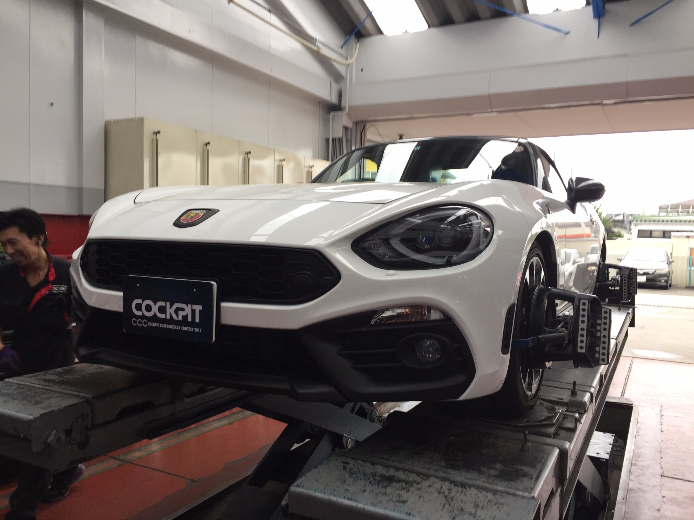 アバルト　スパイダー　アライメント調整