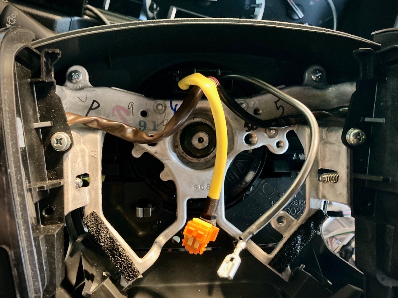 オートクルーズ機能付きスロットルコントローラー PIVOT